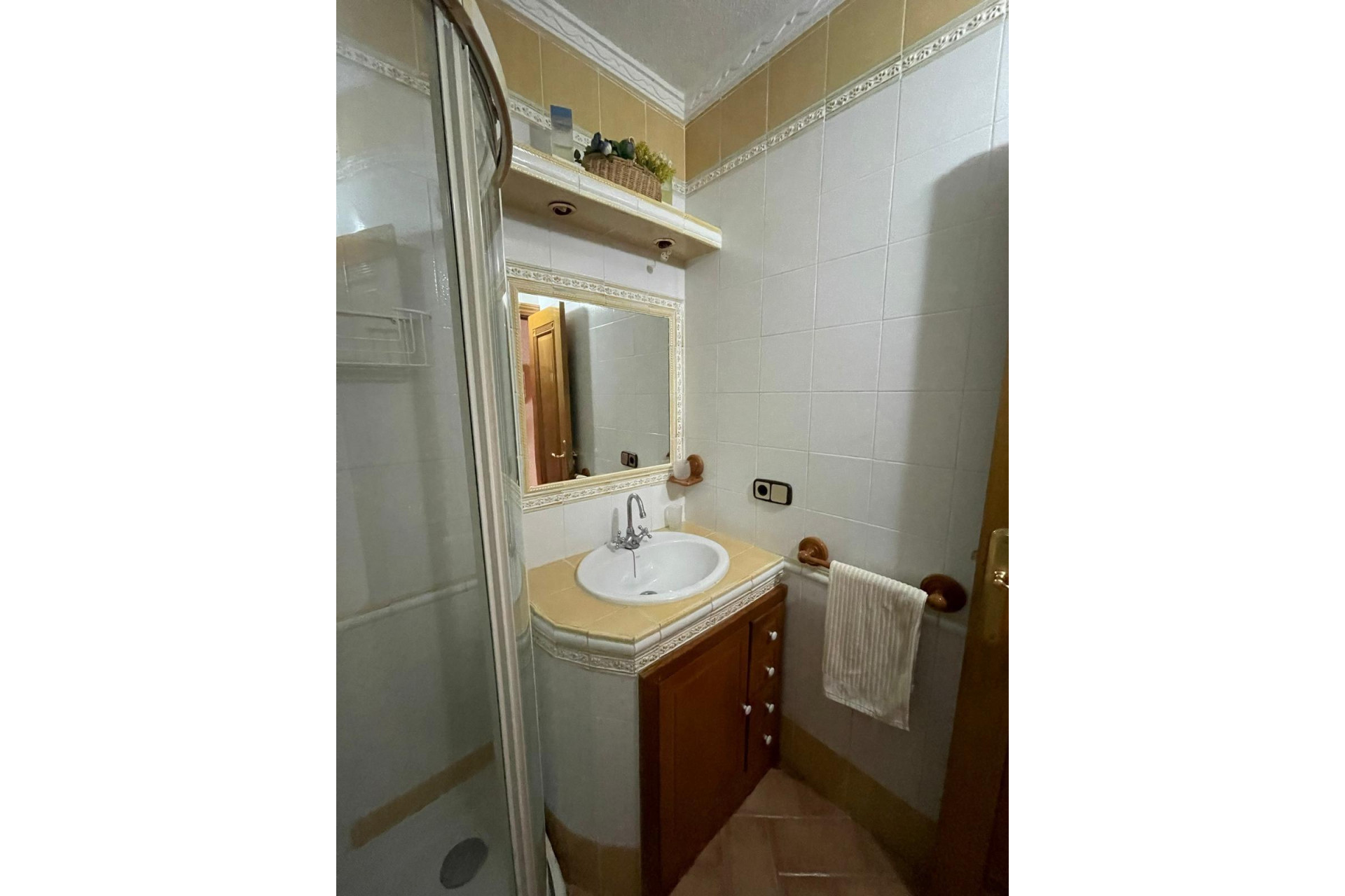 Herverkoop - Plat -
Torrevieja - Las Piscinas Naturales