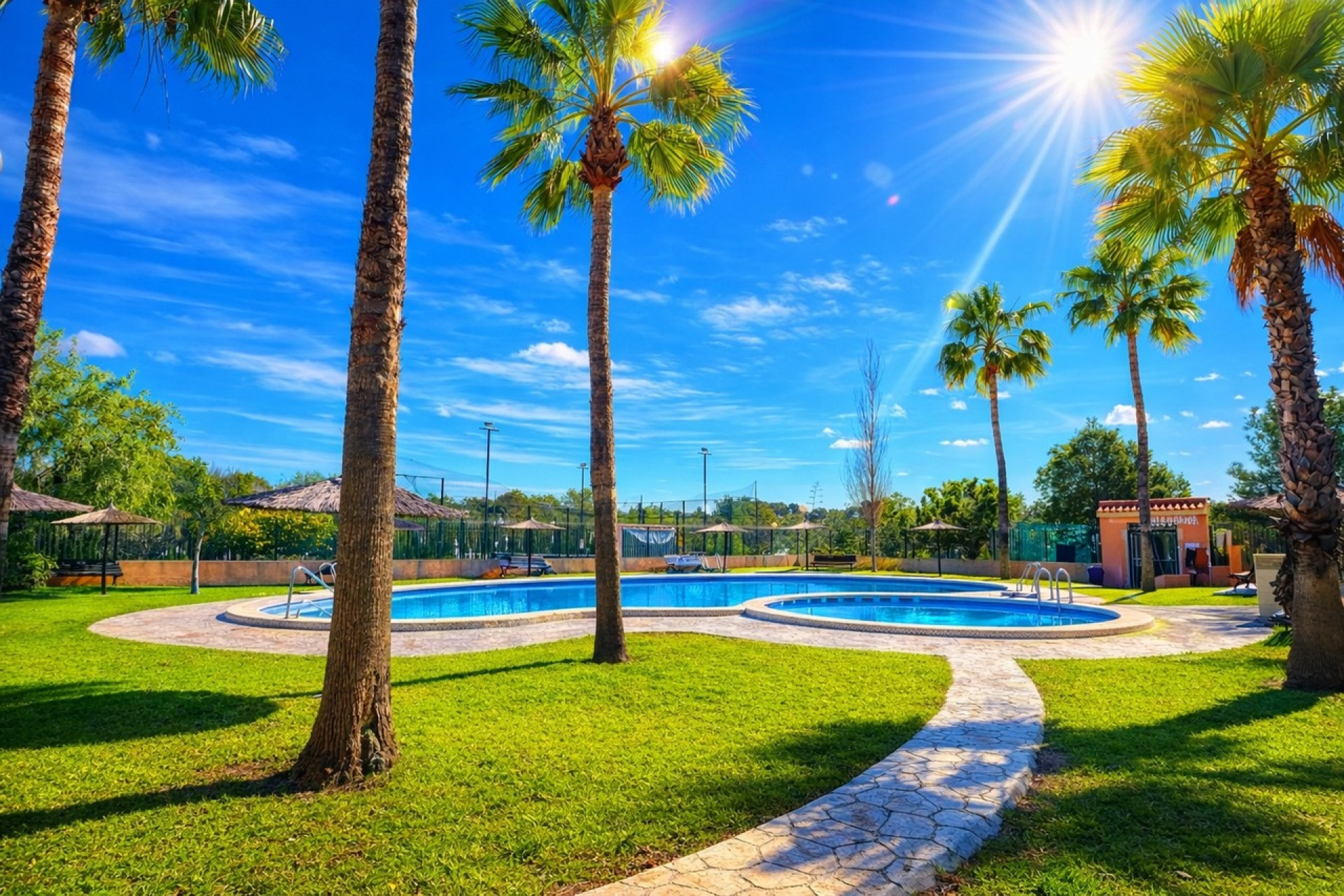 Herverkoop - Plat -
Torrevieja - Los Altos