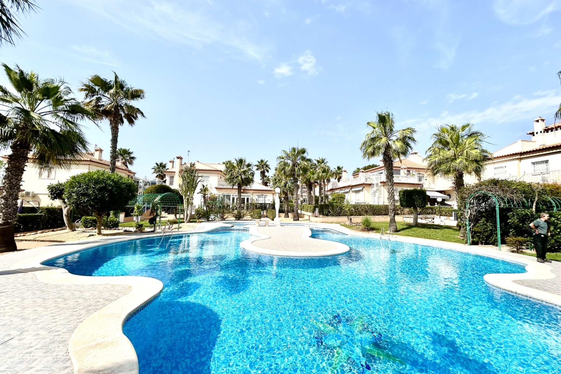 Herverkoop - Plat -
Torrevieja - Los Altos