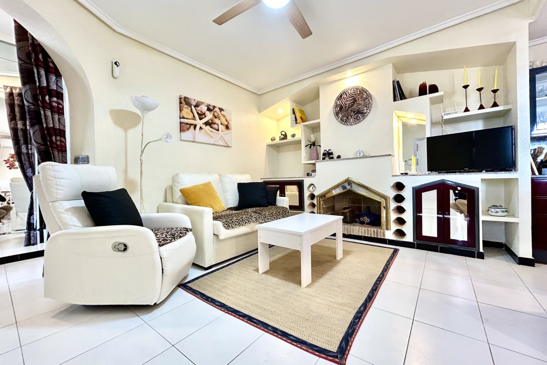 Herverkoop - Plat -
Torrevieja - Los Altos