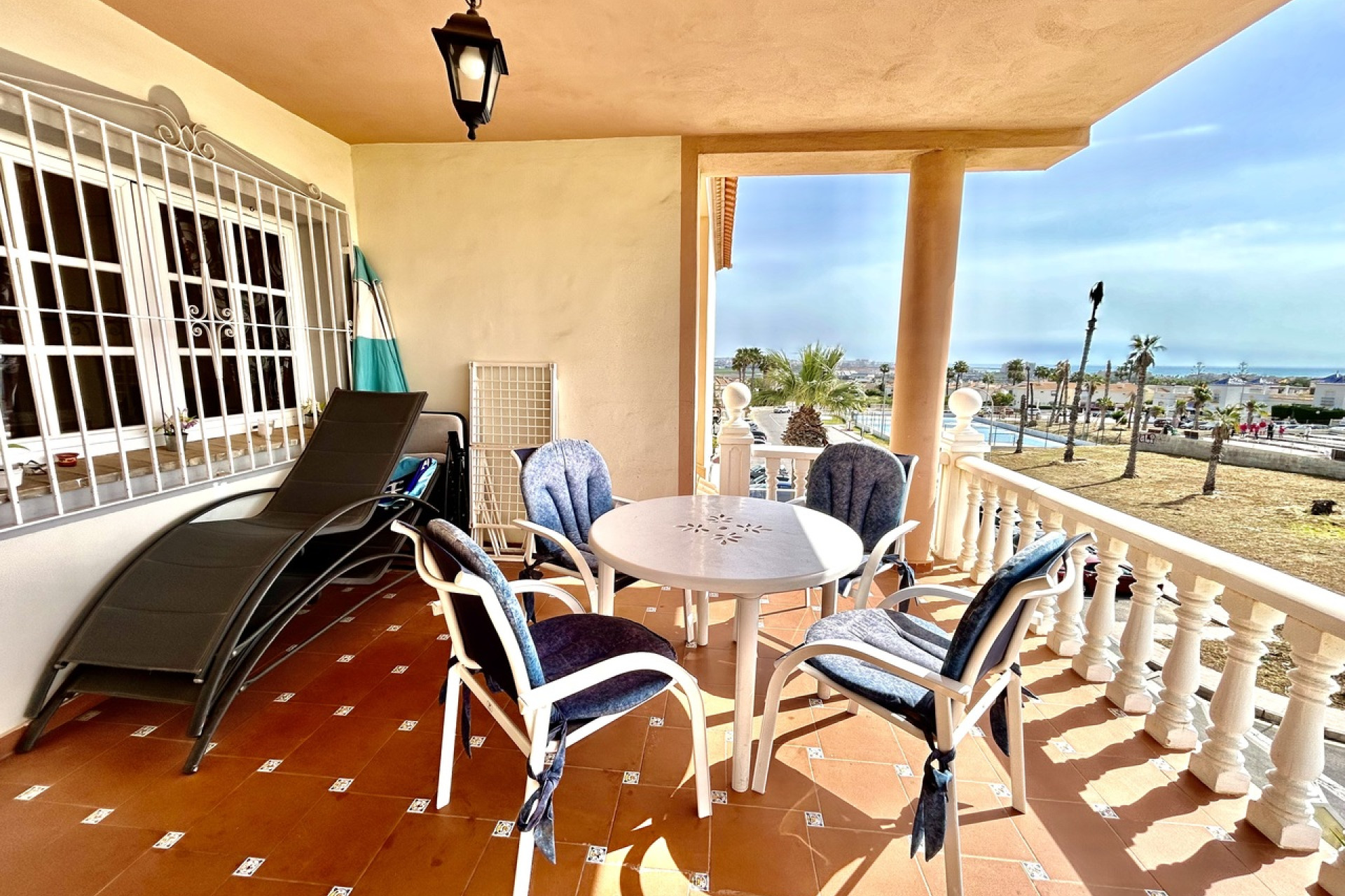 Herverkoop - Plat -
Torrevieja - Los Altos
