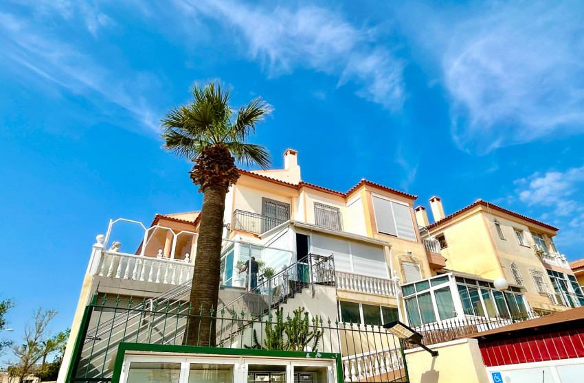 Herverkoop - Plat -
Torrevieja - Los Altos