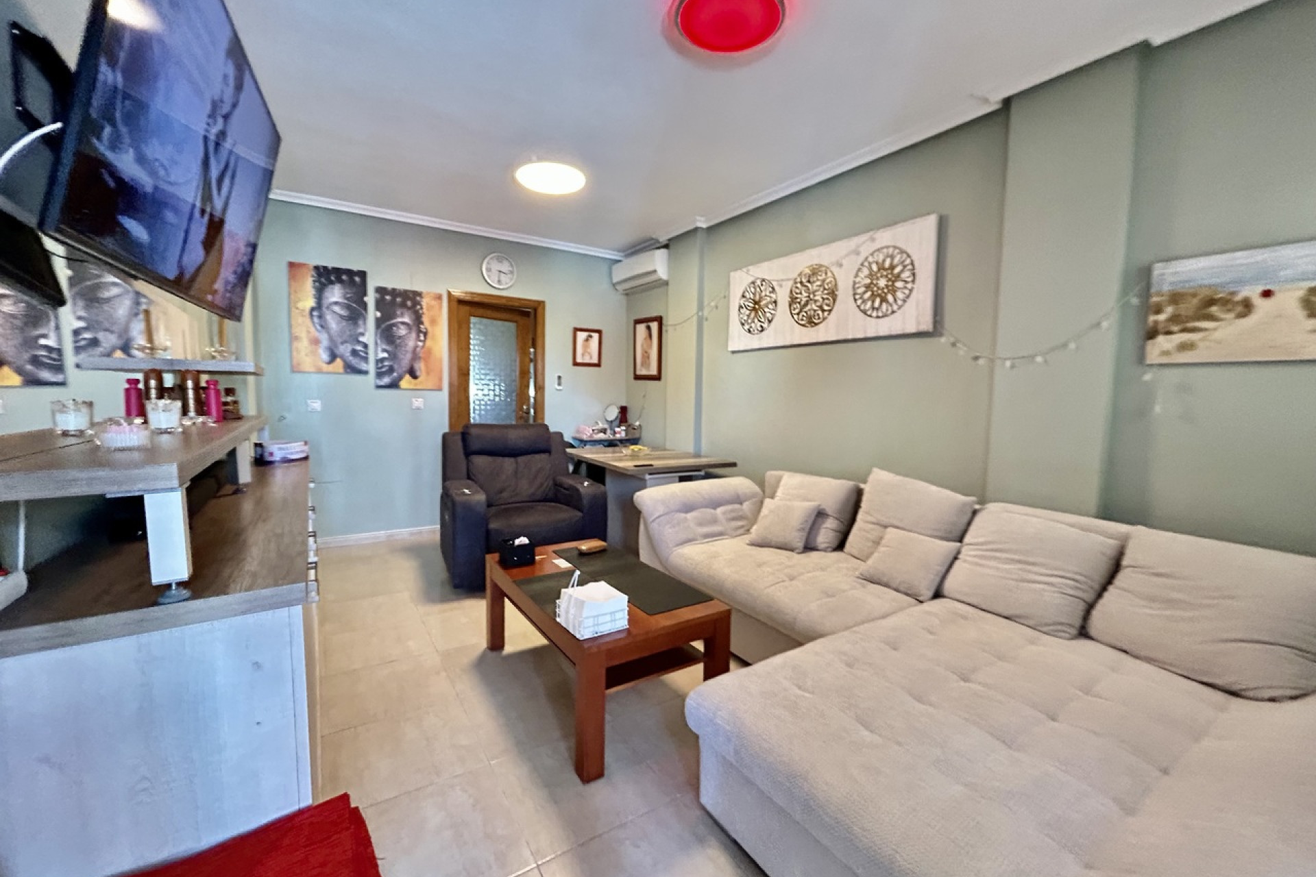 Herverkoop - Plat -
Torrevieja - Los Altos
