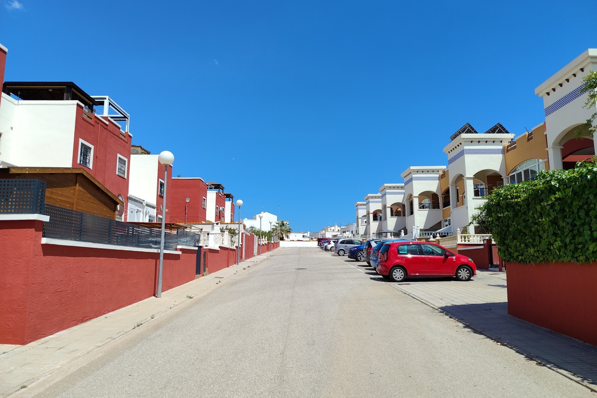 Herverkoop - Plat -
Torrevieja - Los Altos