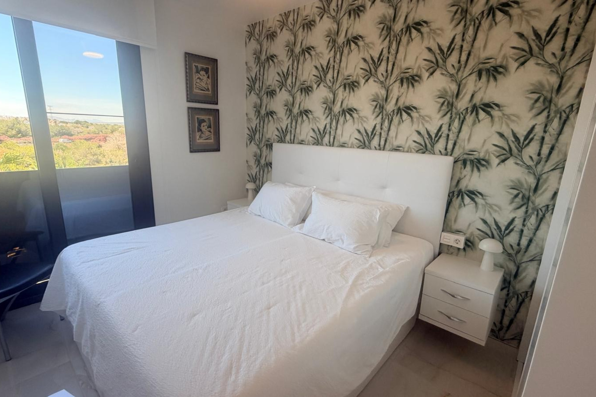 Herverkoop - Plat -
Torrevieja - Los Altos