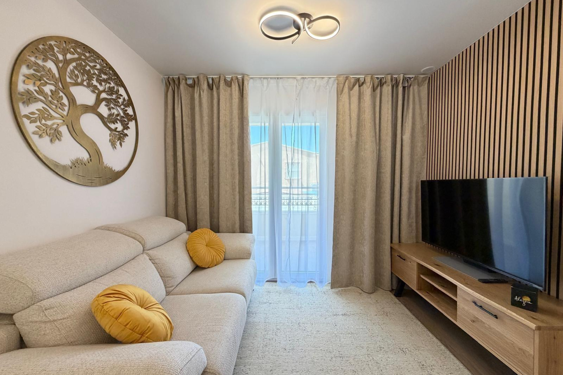 Herverkoop - Plat -
Torrevieja - Nueva Torrevieja