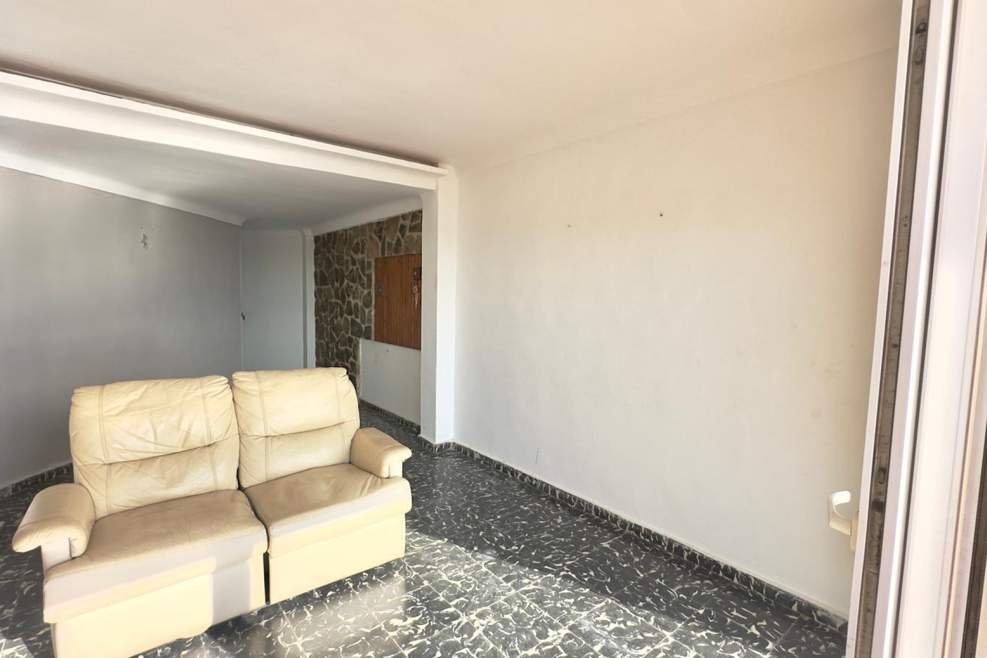 Herverkoop - Plat -
Torrevieja - Zona Los Frutales