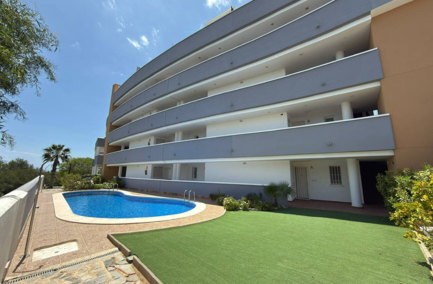 Herverkoop - Plat -
Villamartín - Costa Blanca