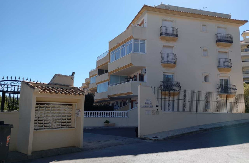 Herverkoop - Plat -
Villamartín - Costa Blanca