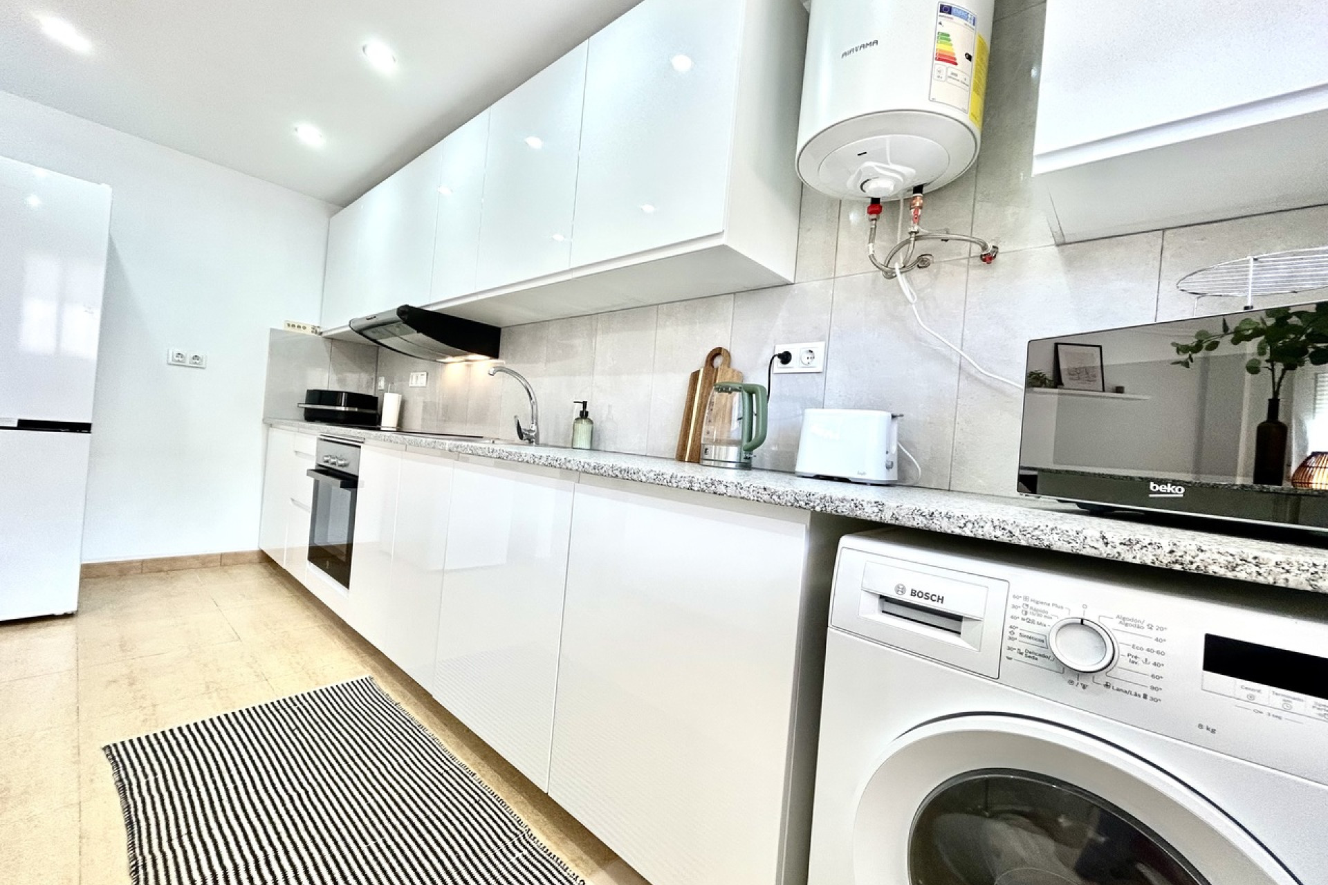 Herverkoop - Plat -
Villamartín