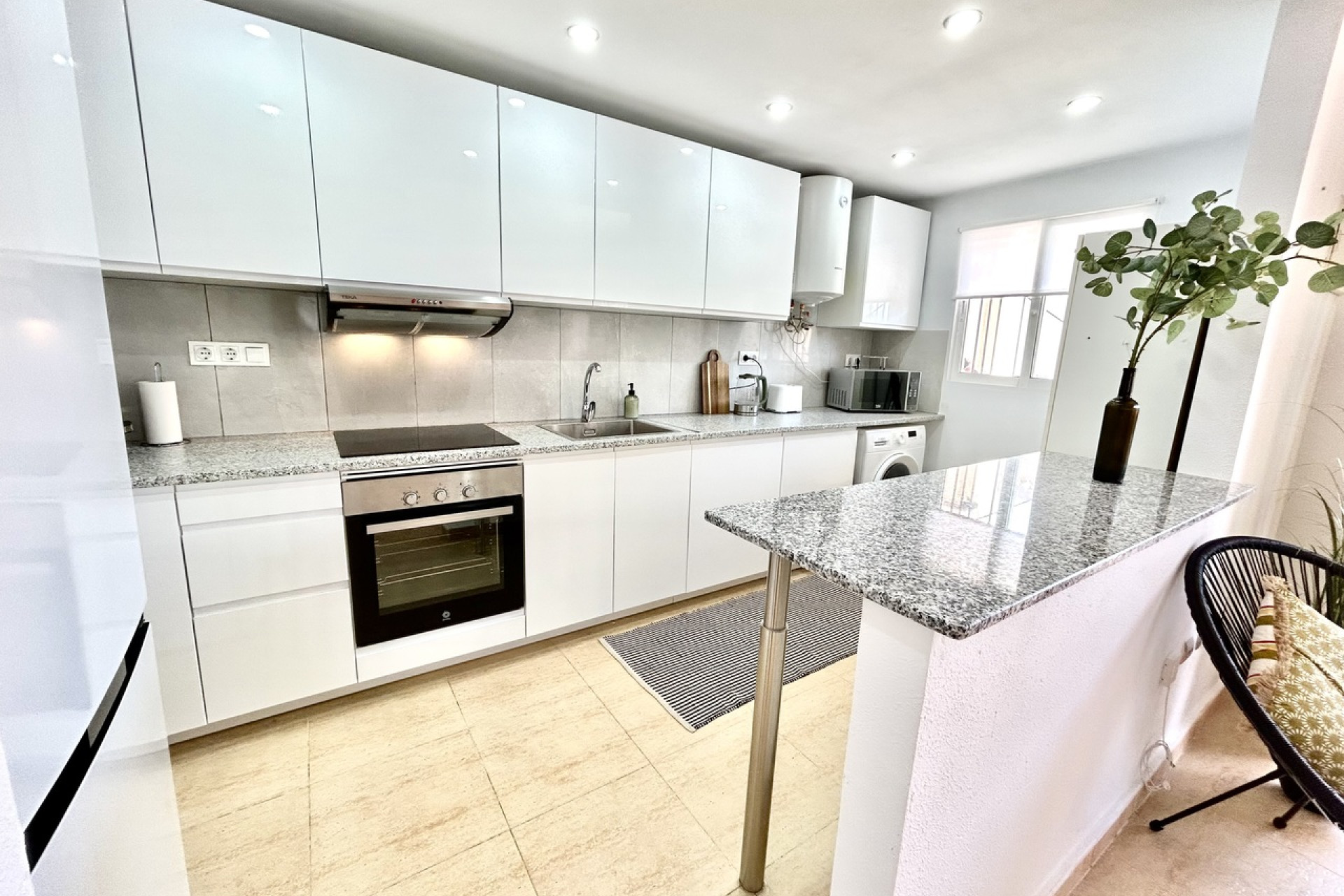 Herverkoop - Plat -
Villamartín