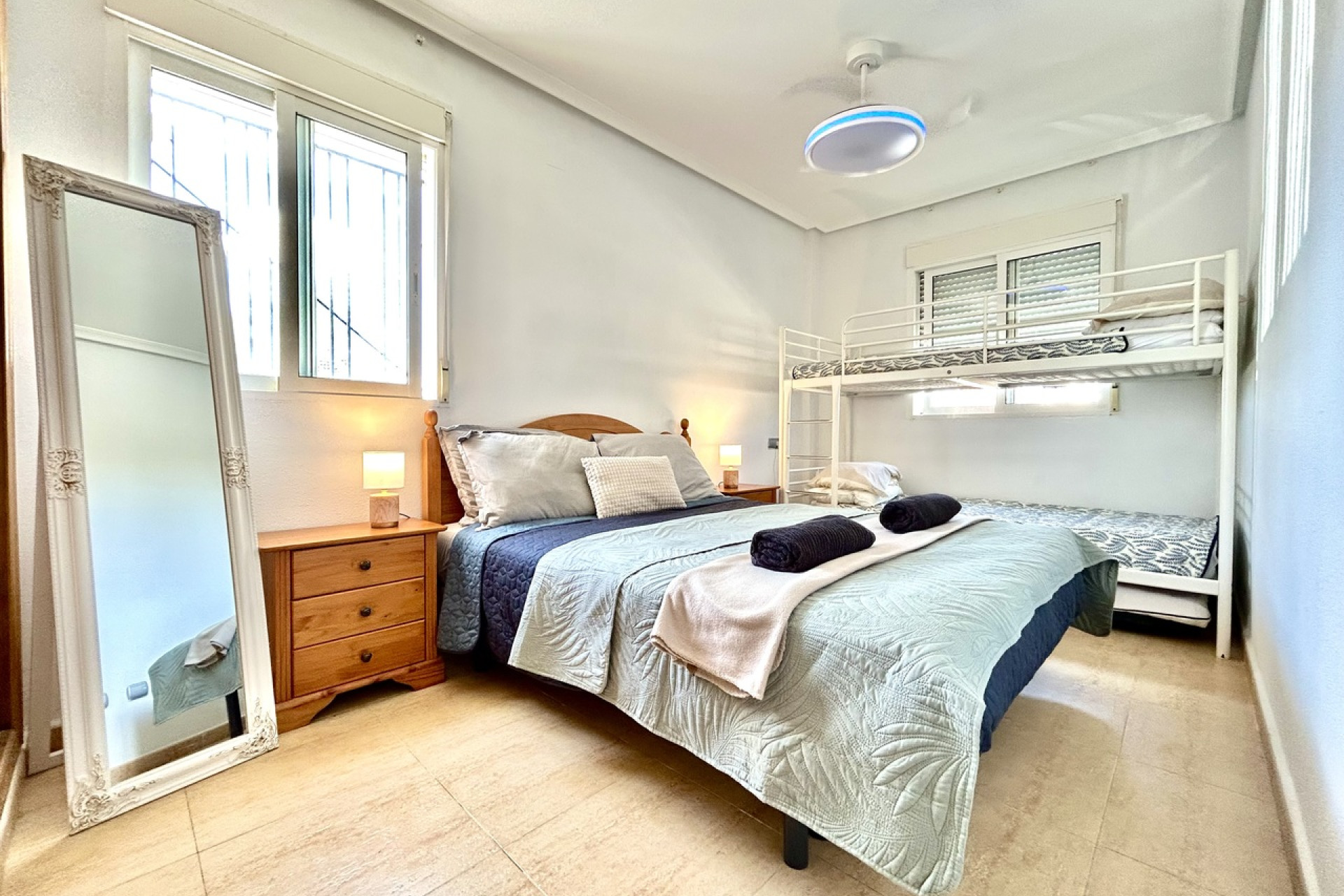 Herverkoop - Plat -
Villamartín