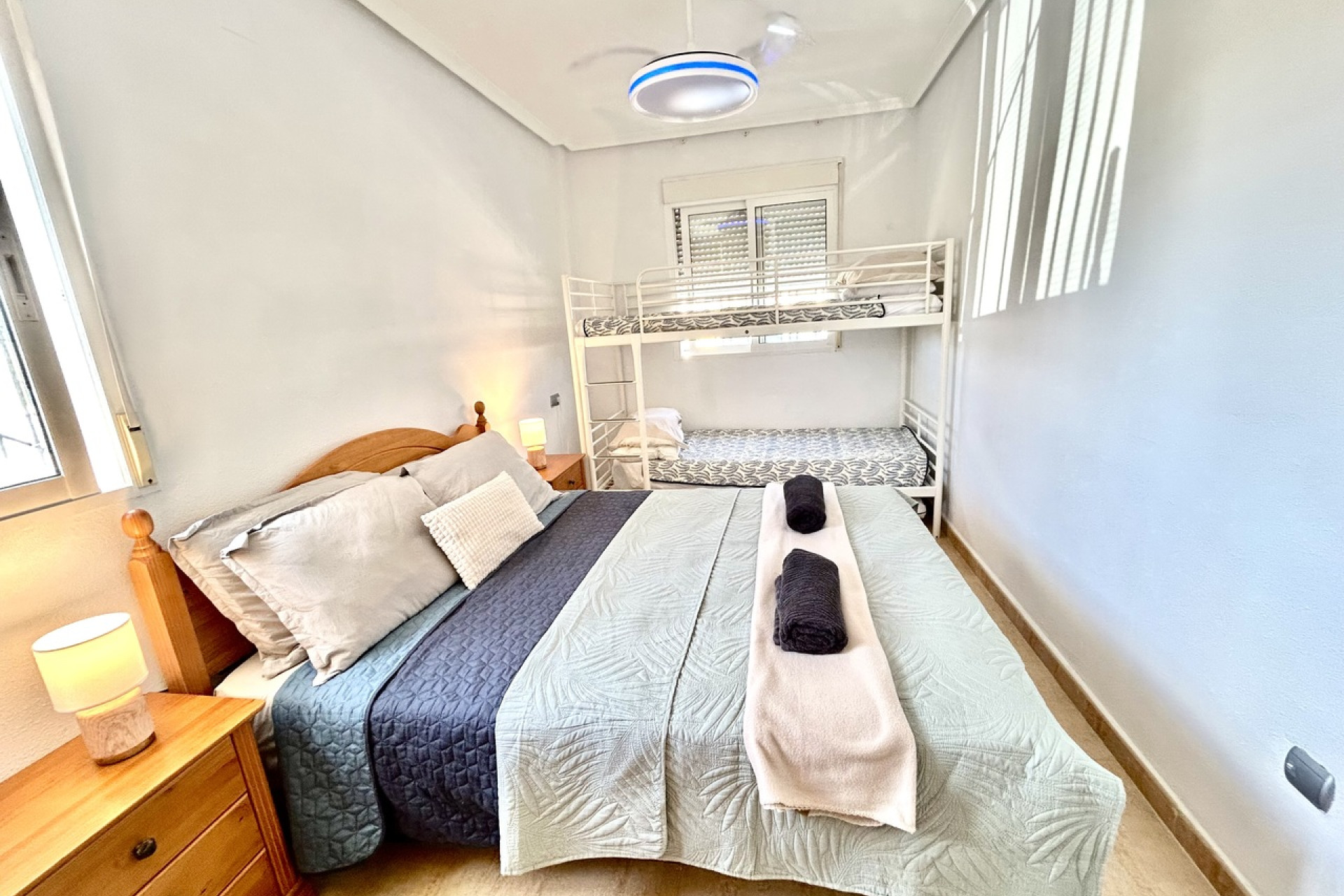 Herverkoop - Plat -
Villamartín