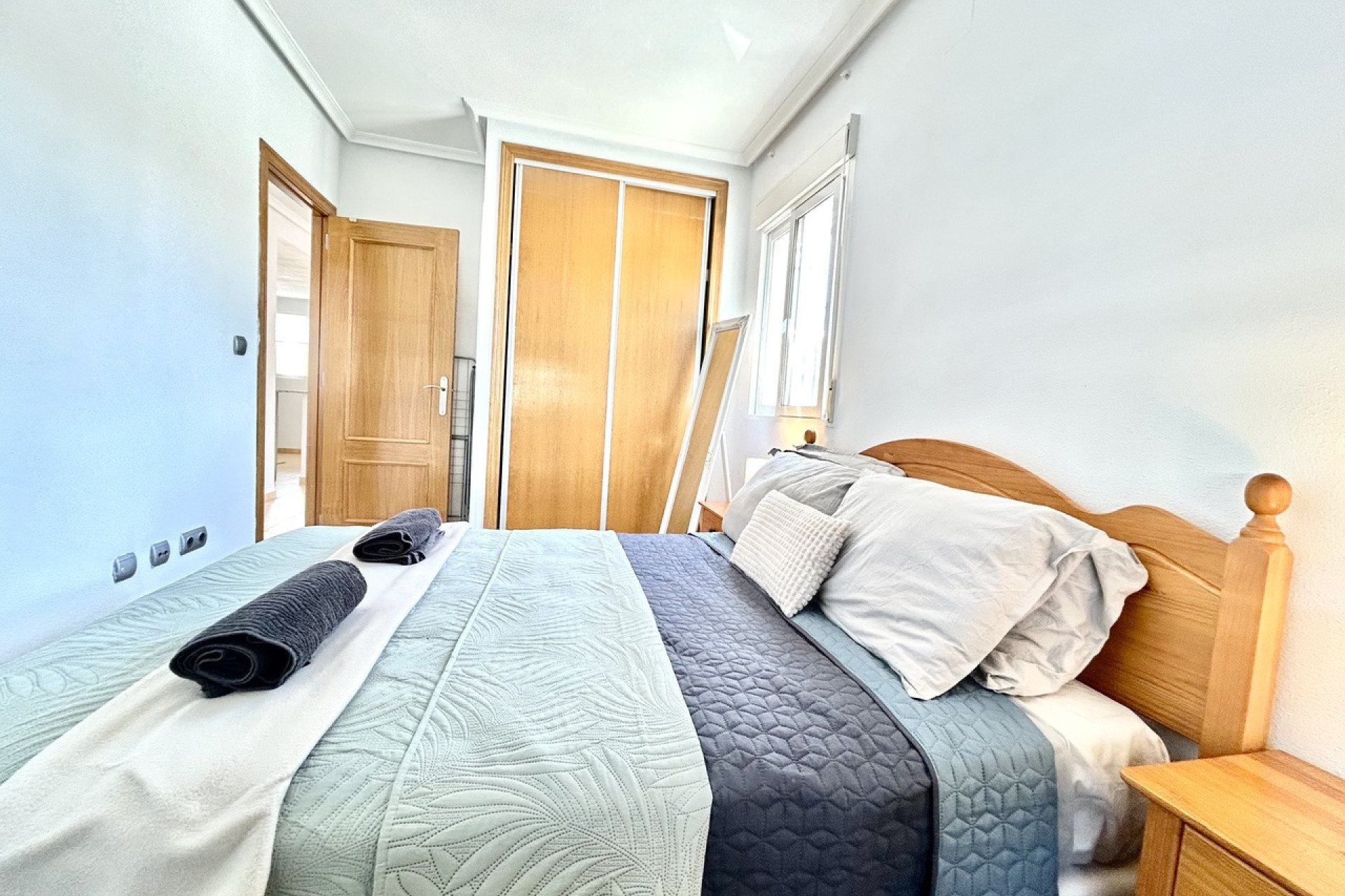 Herverkoop - Plat -
Villamartín