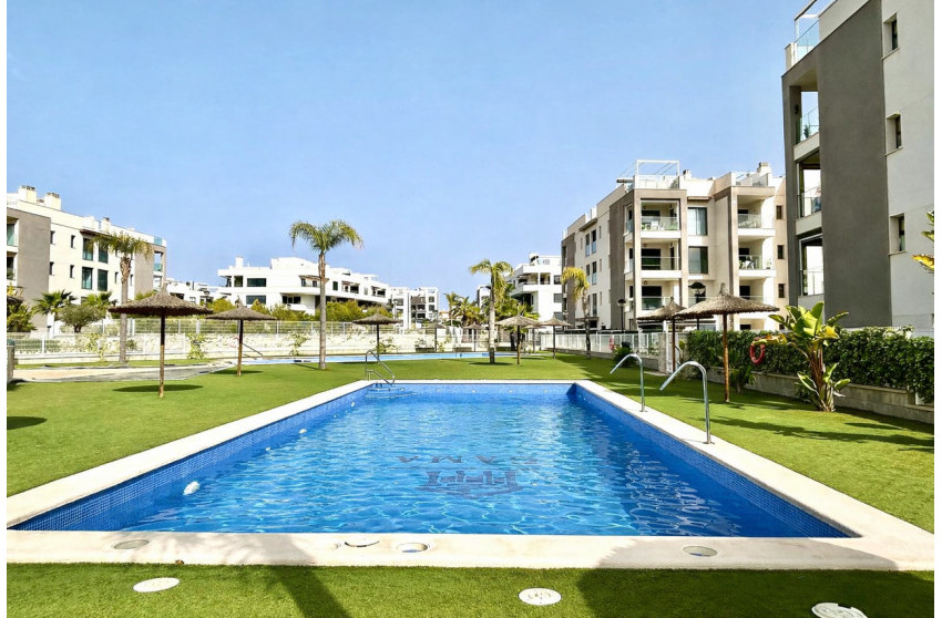 Herverkoop - Plat -
Villamartín