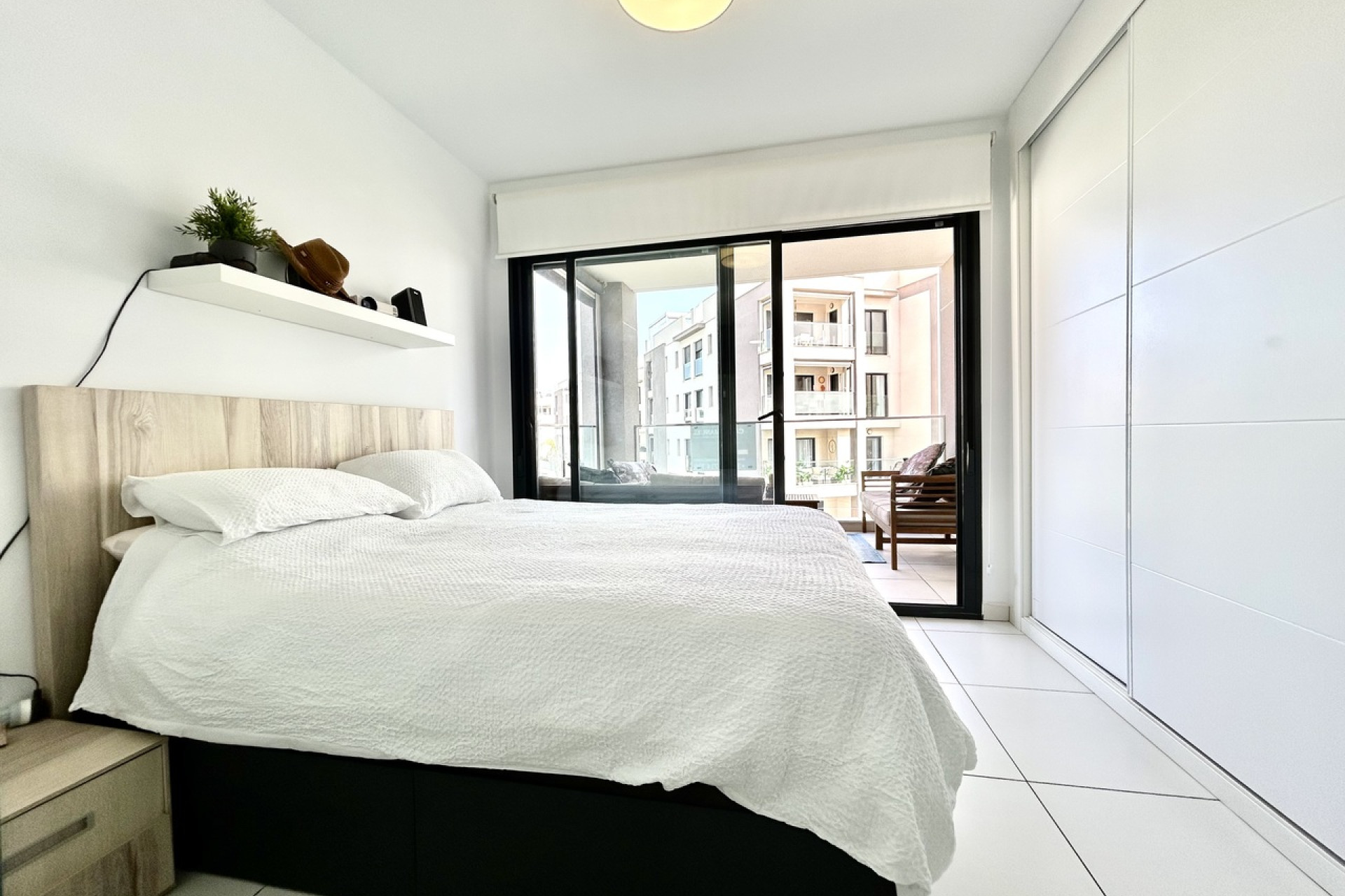 Herverkoop - Plat -
Villamartín