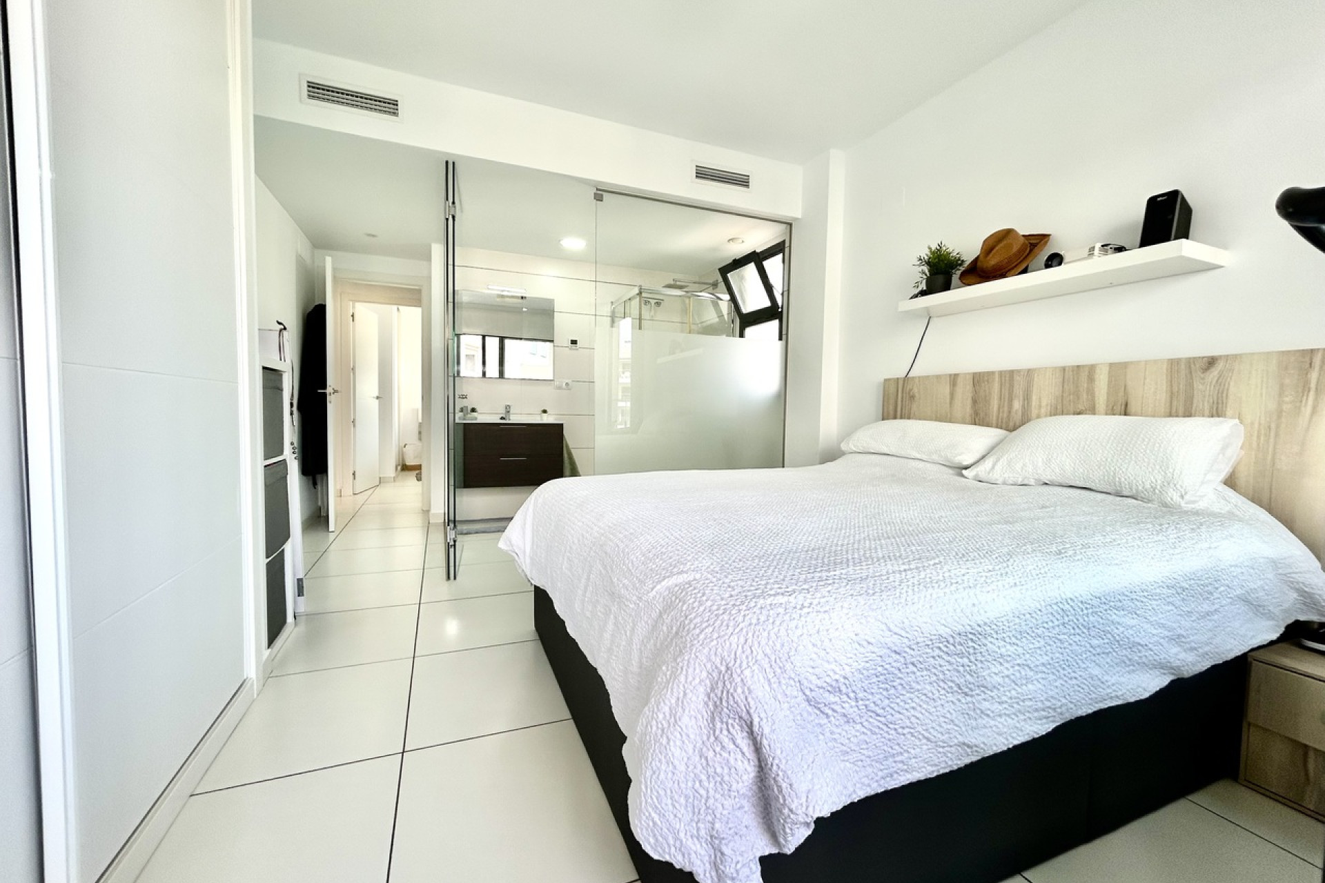 Herverkoop - Plat -
Villamartín