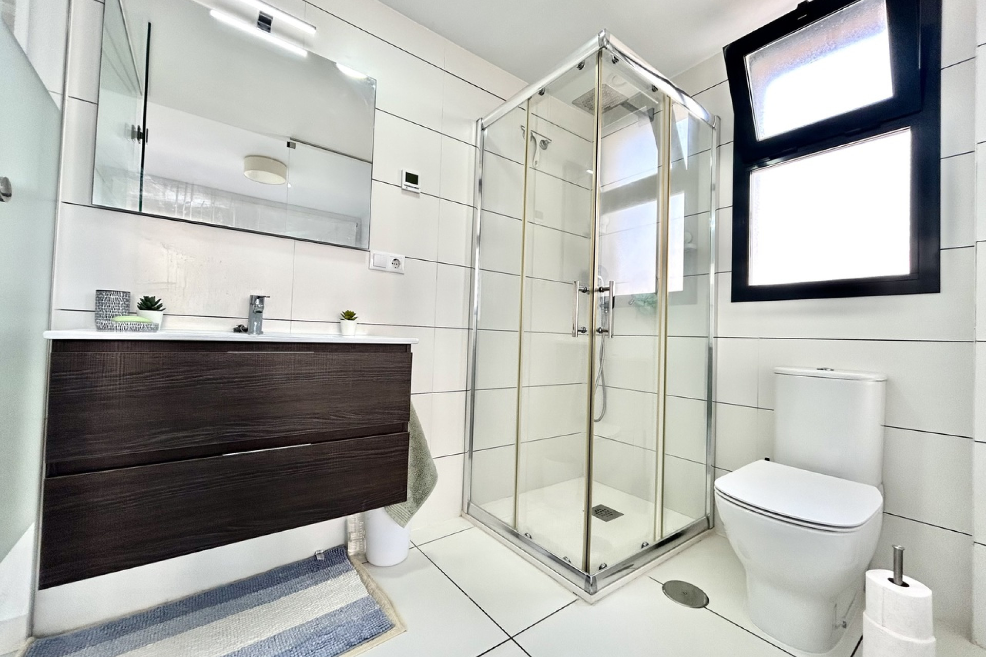 Herverkoop - Plat -
Villamartín