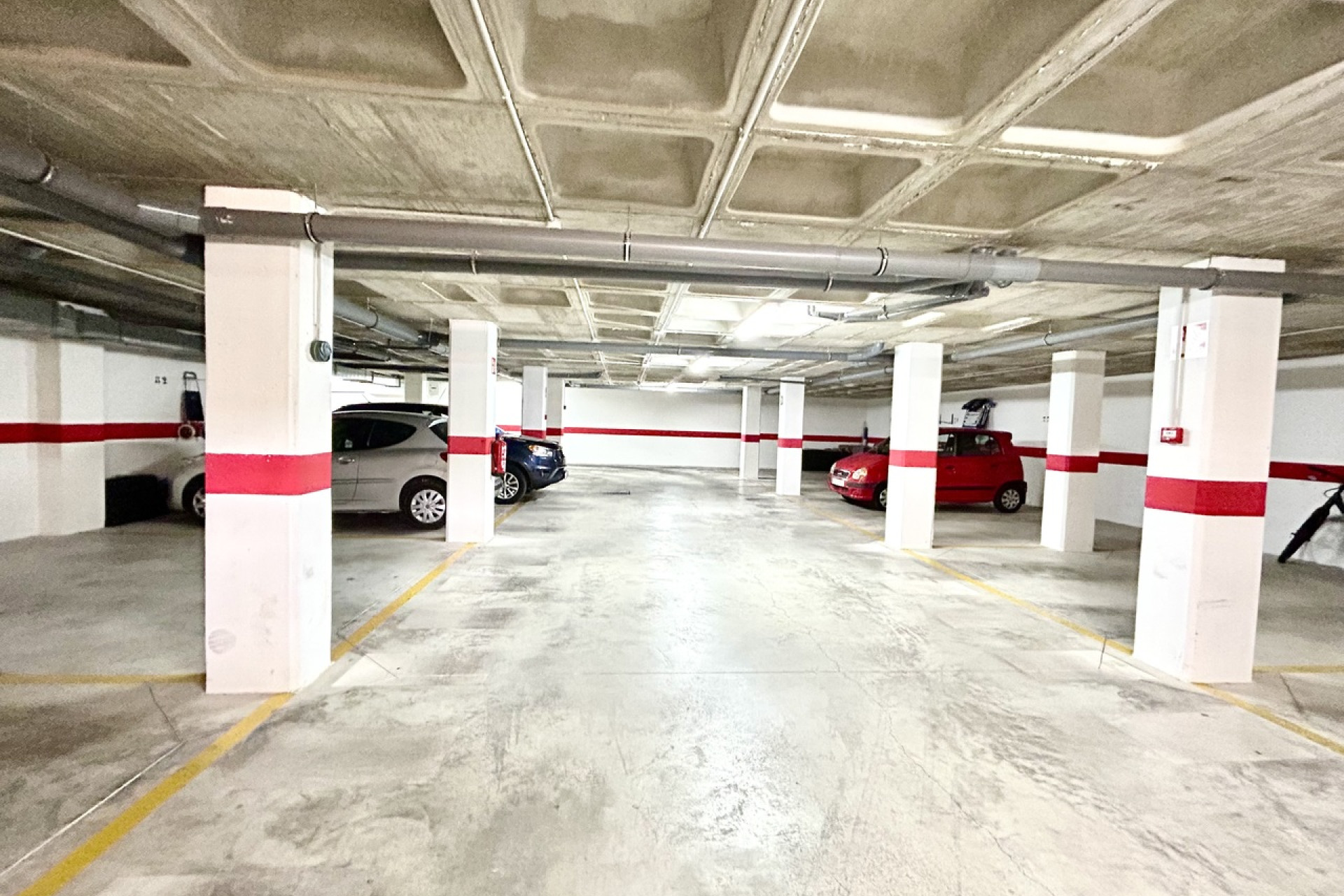 Herverkoop - Plat -
Villamartín