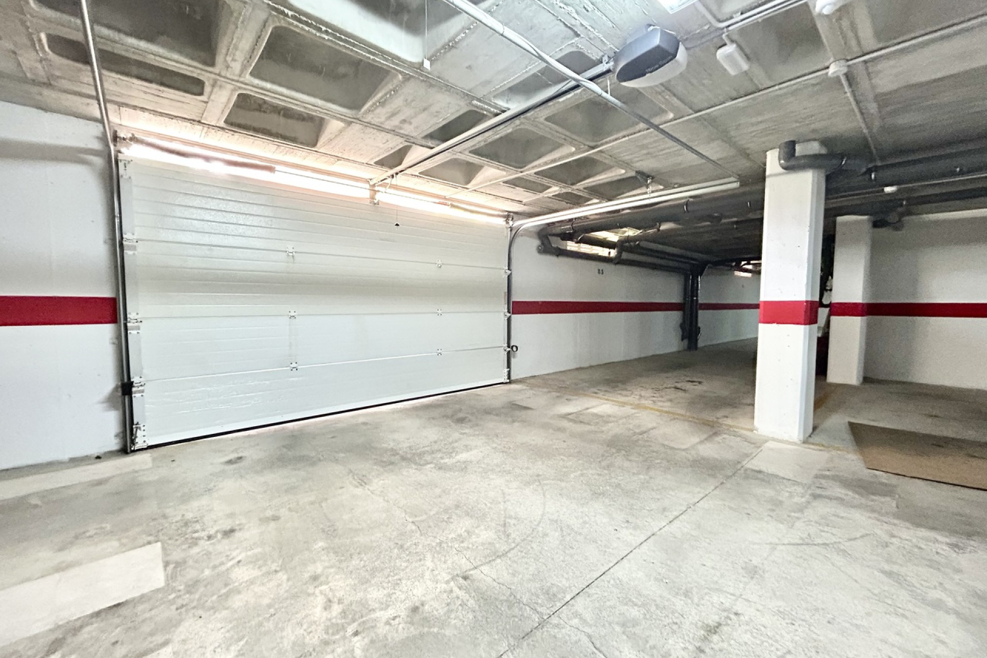 Herverkoop - Plat -
Villamartín