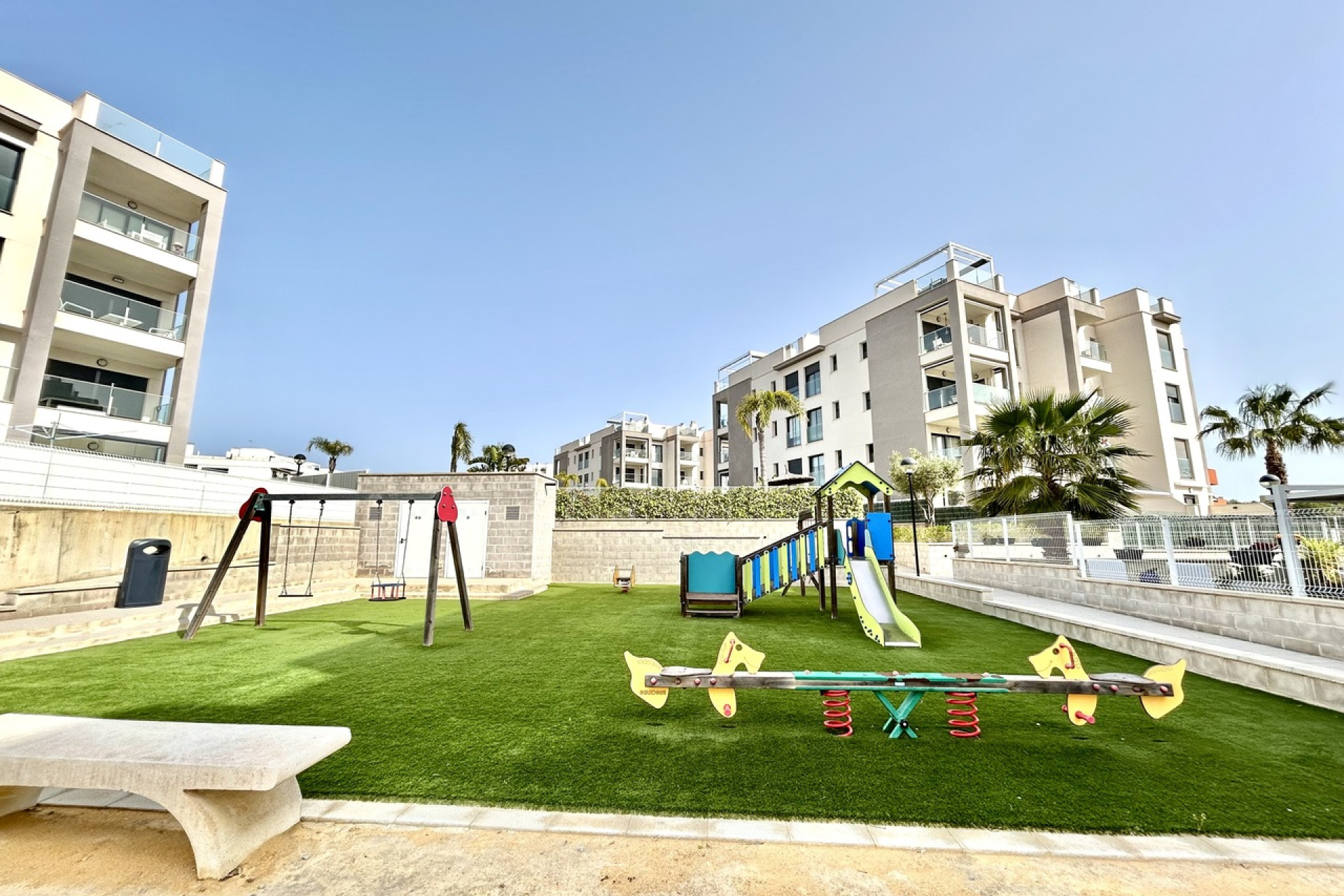 Herverkoop - Plat -
Villamartín