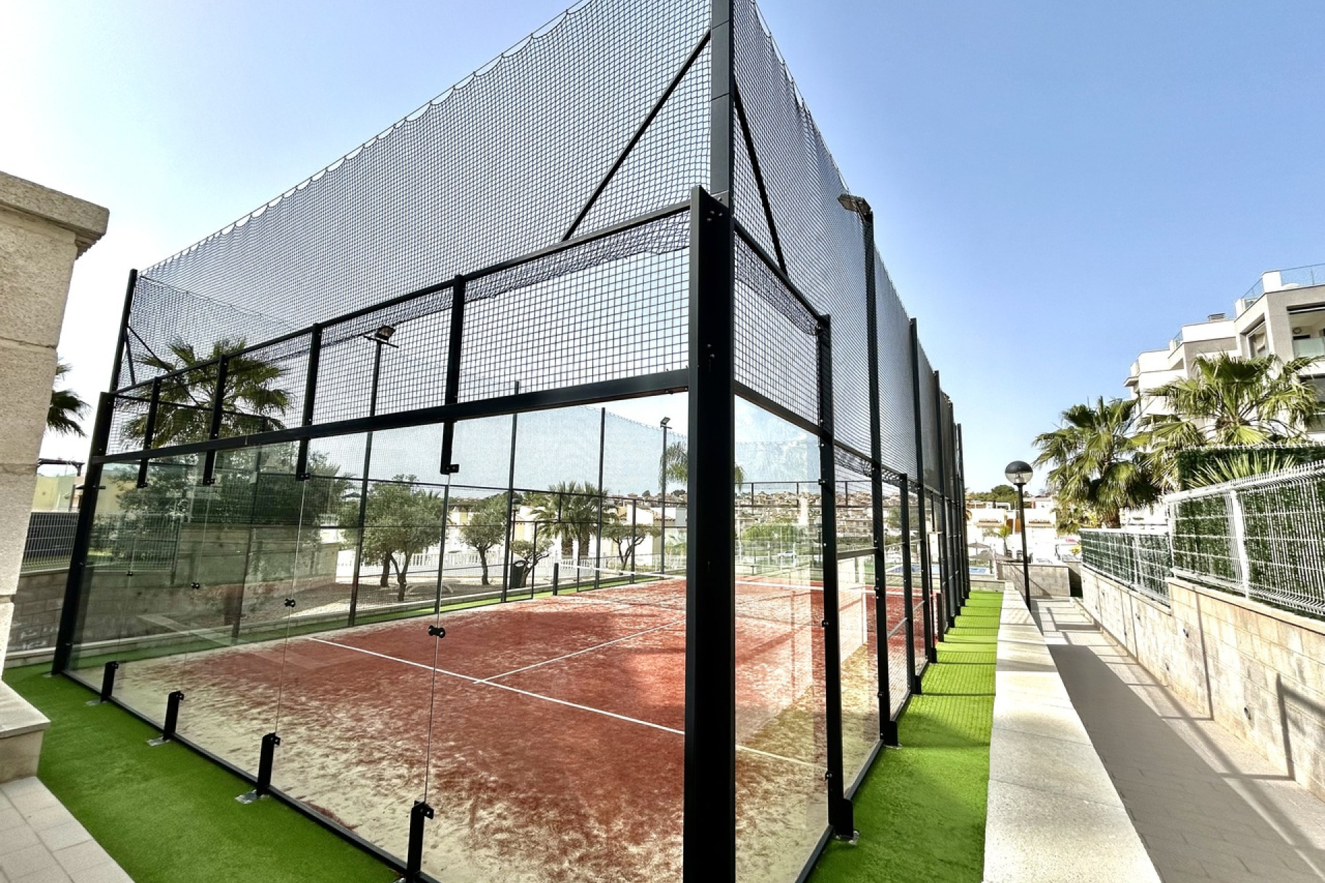 Herverkoop - Plat -
Villamartín