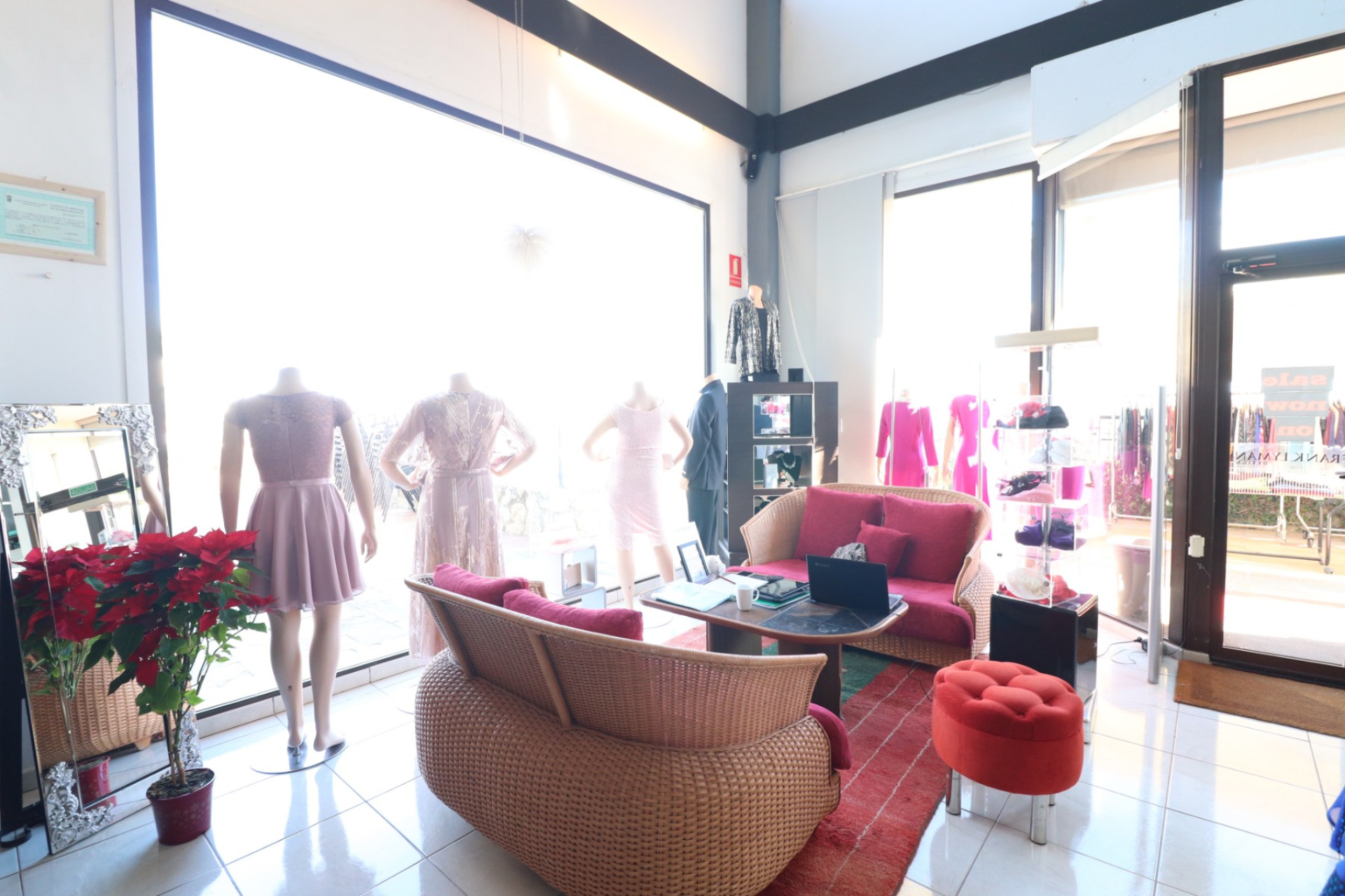 Herverkoop - Reclame -
Algorfa - La Finca Golf Resort