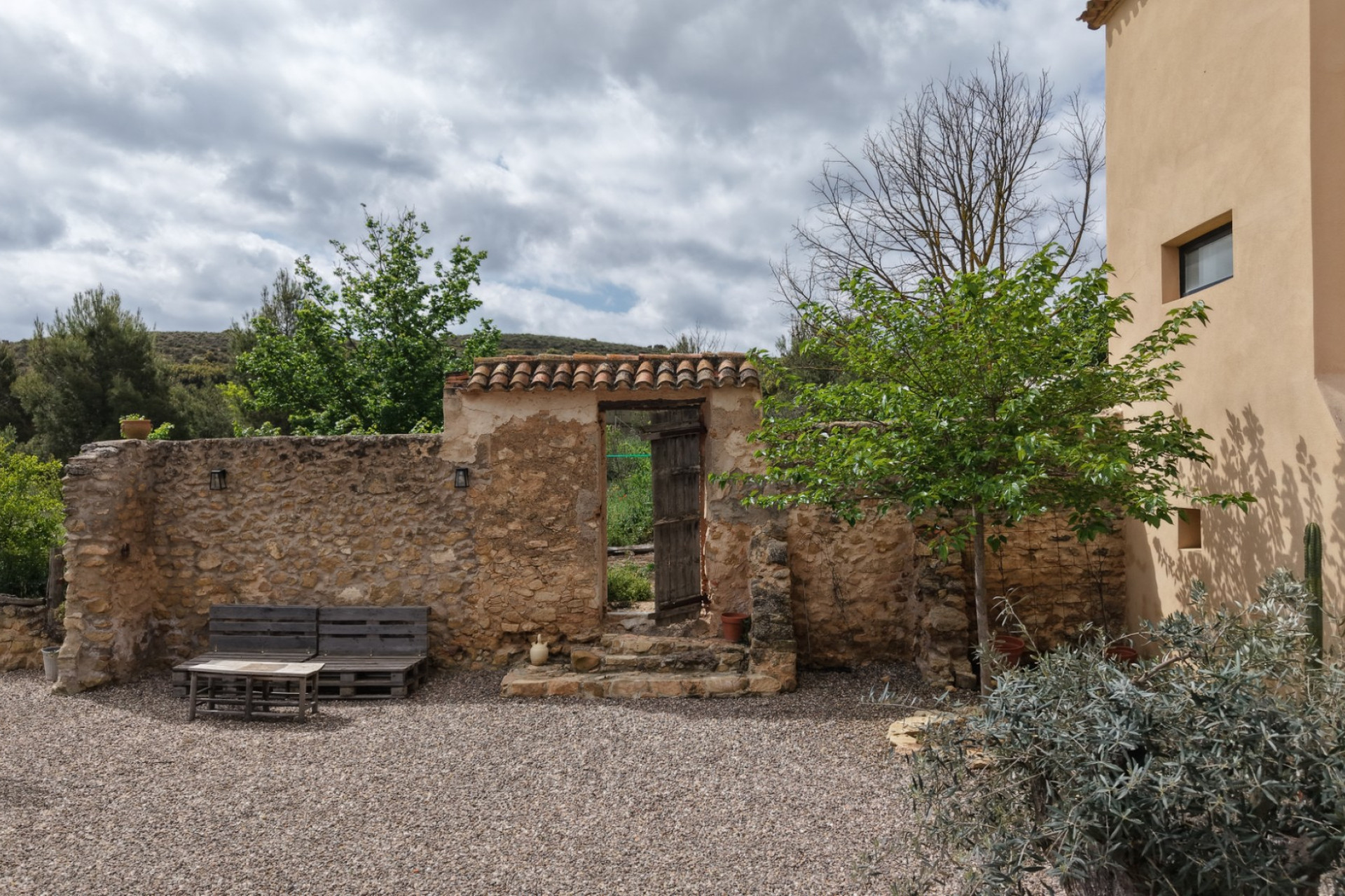 Herverkoop - Reclame -
Almansa