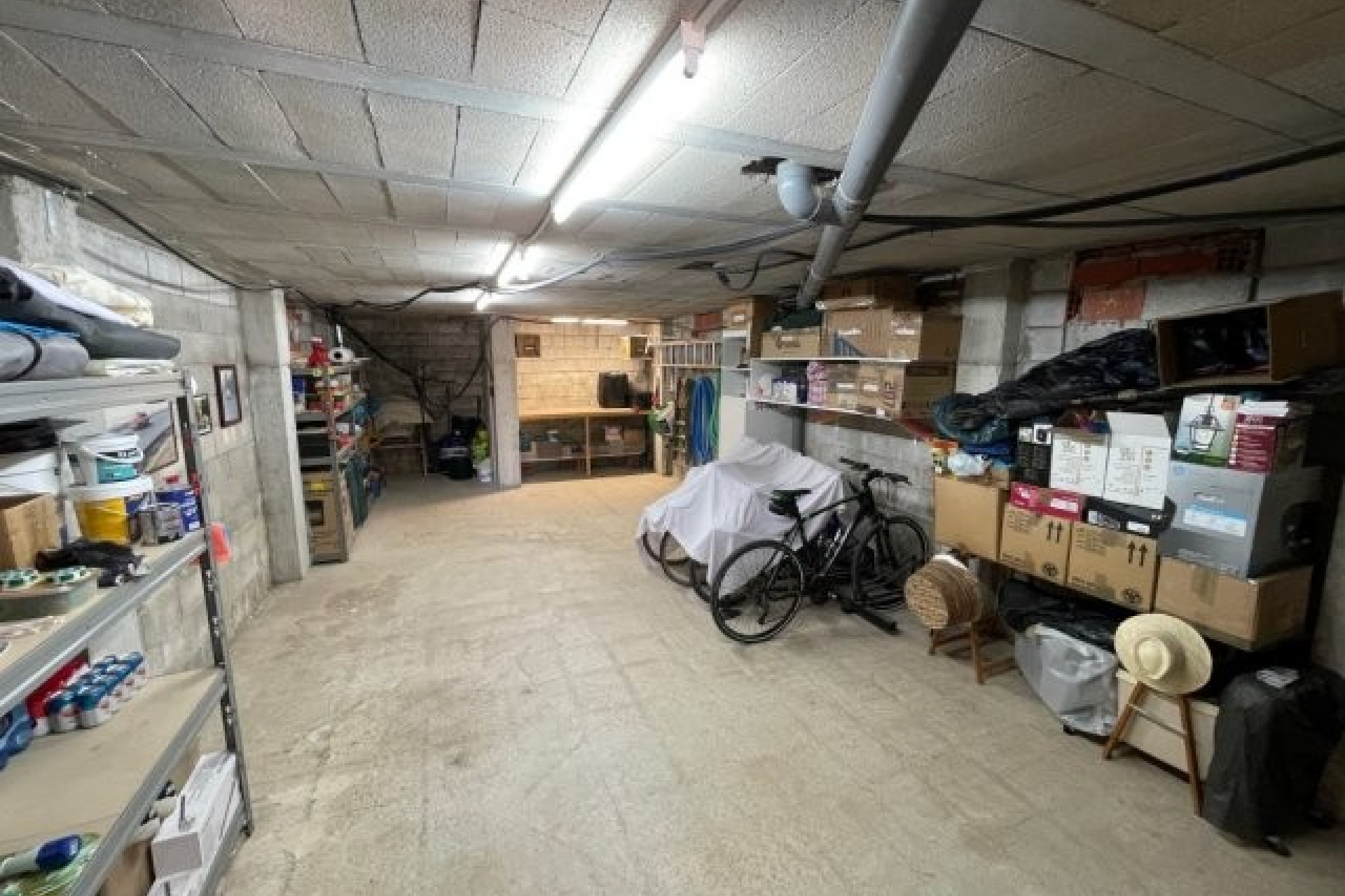 Herverkoop - Villa -
Abanilla