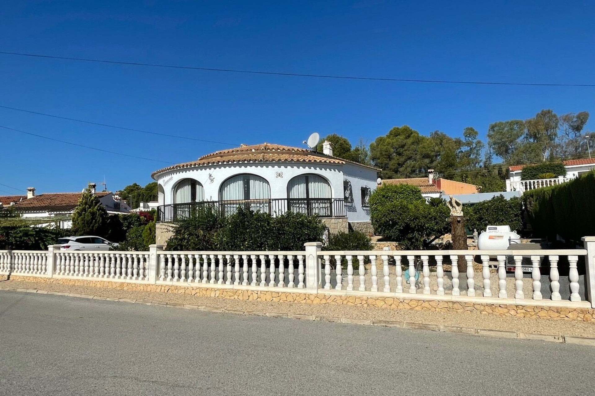 Herverkoop - Villa -
Alfas del Pí - Costa Blanca