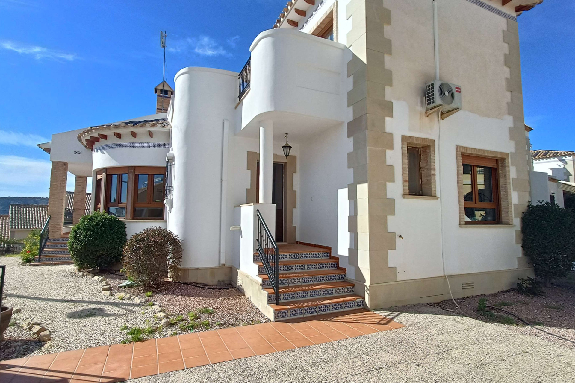 Herverkoop - Villa -
Algorfa - Inland