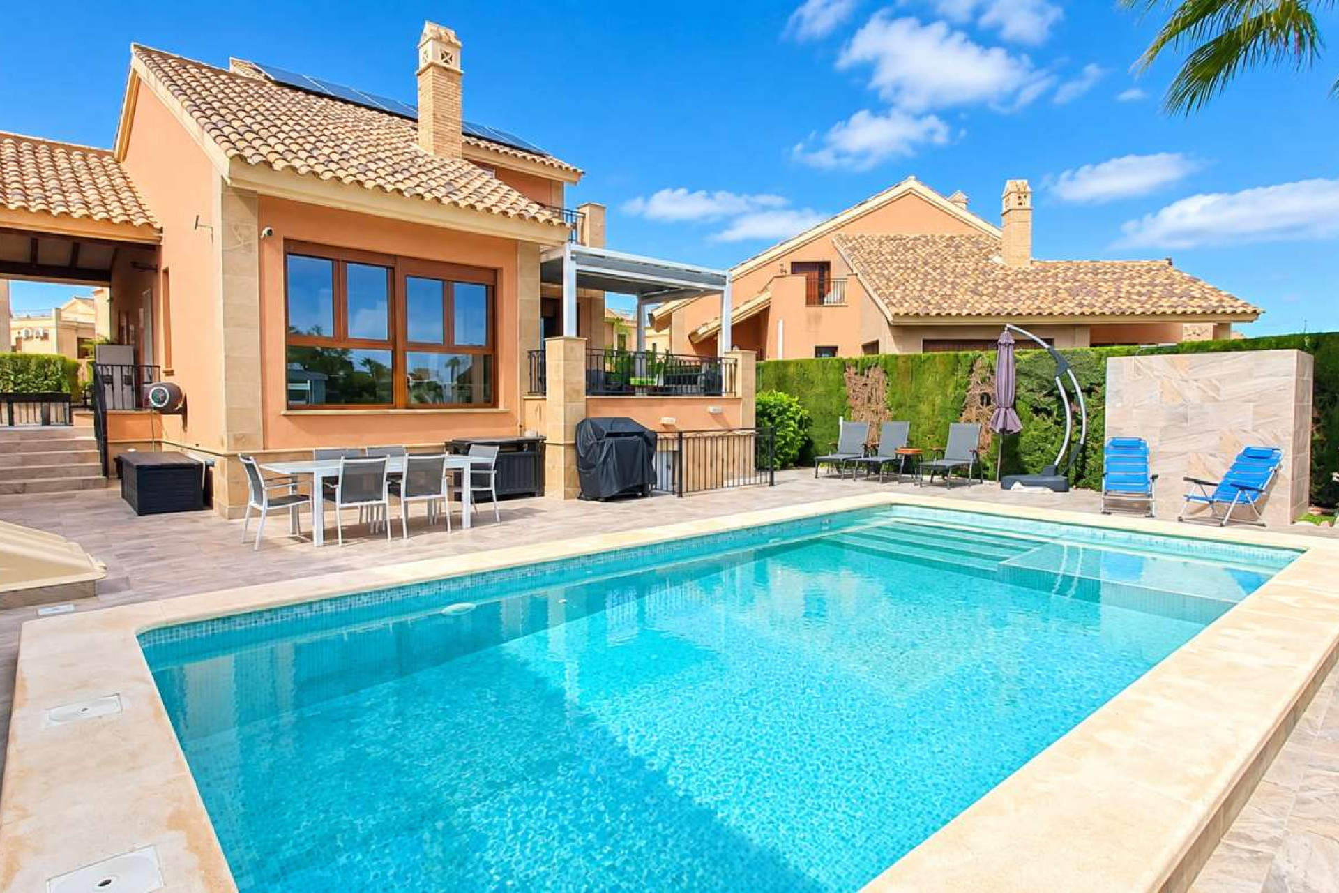 Herverkoop - Villa -
Algorfa - Inland