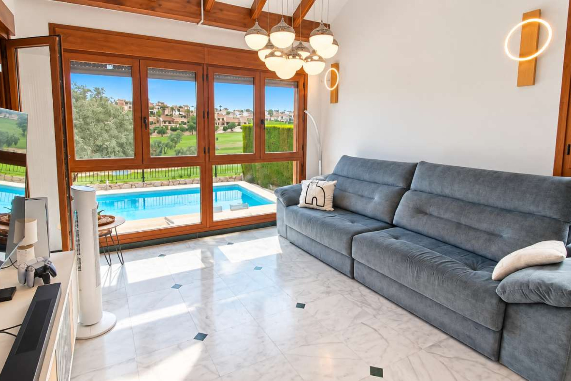 Herverkoop - Villa -
Algorfa - Inland