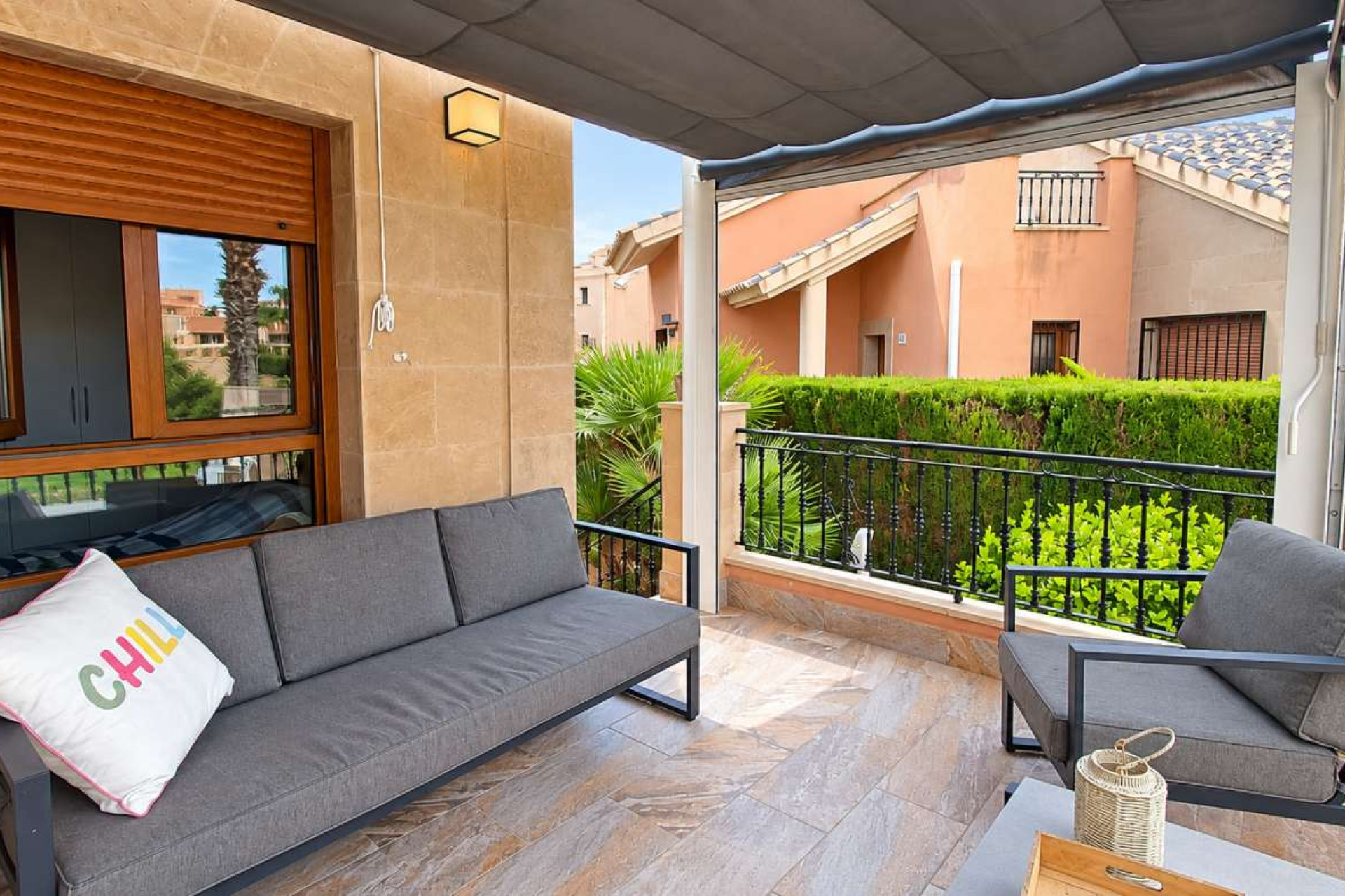 Herverkoop - Villa -
Algorfa - Inland