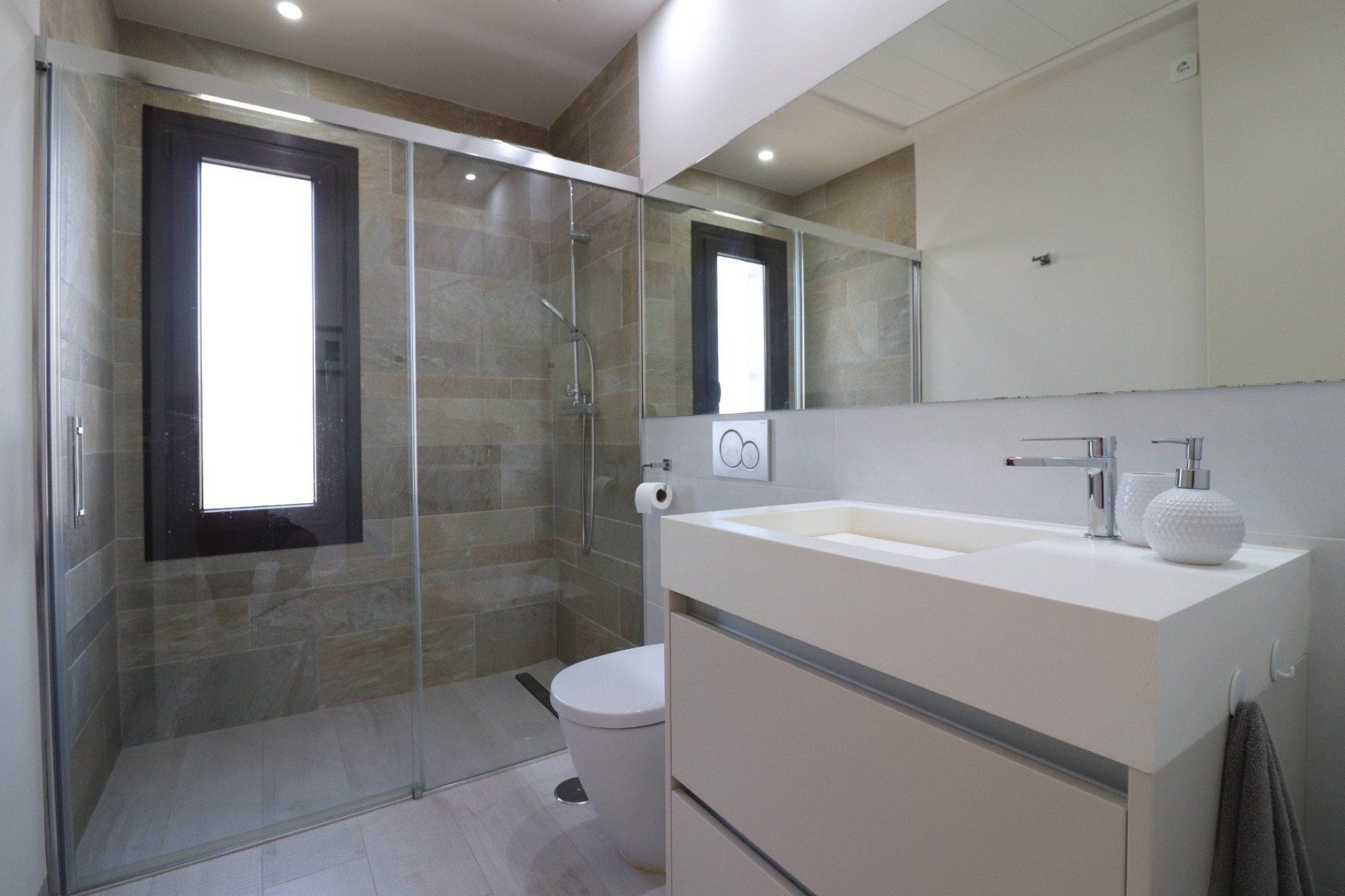 Herverkoop - Villa -
Algorfa - La Finca Golf Resort