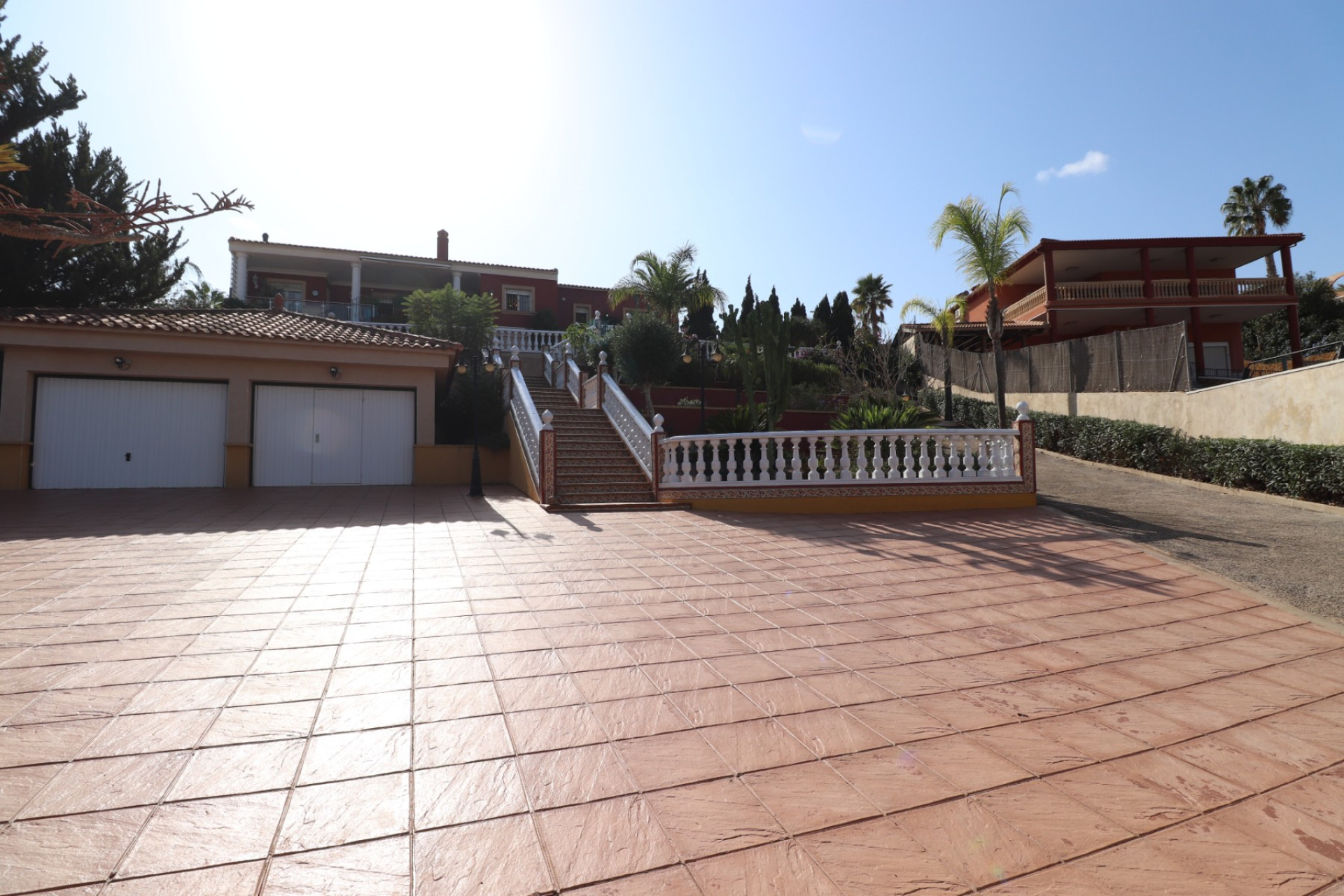 Herverkoop - Villa -
Algorfa