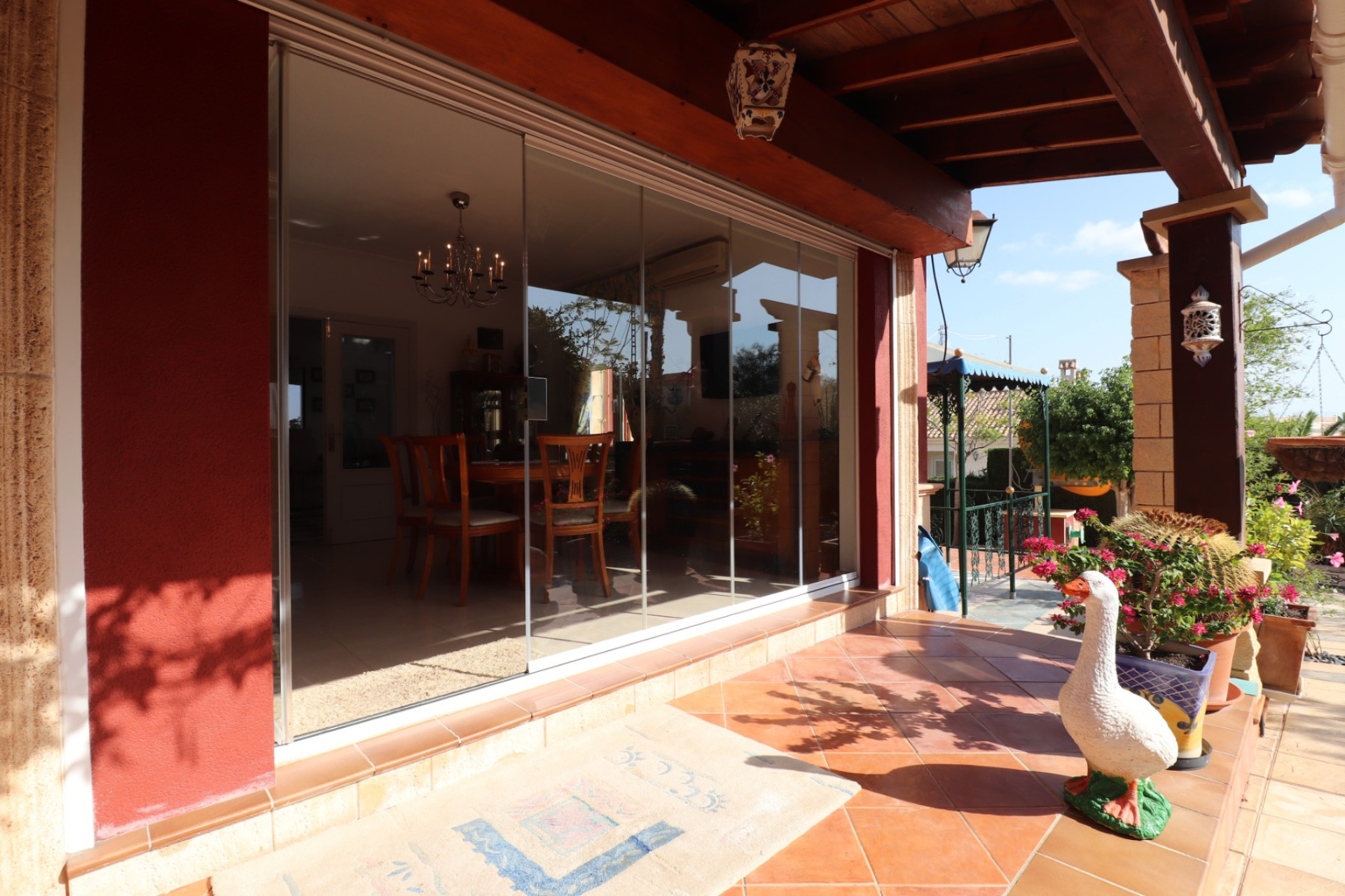 Herverkoop - Villa -
Algorfa