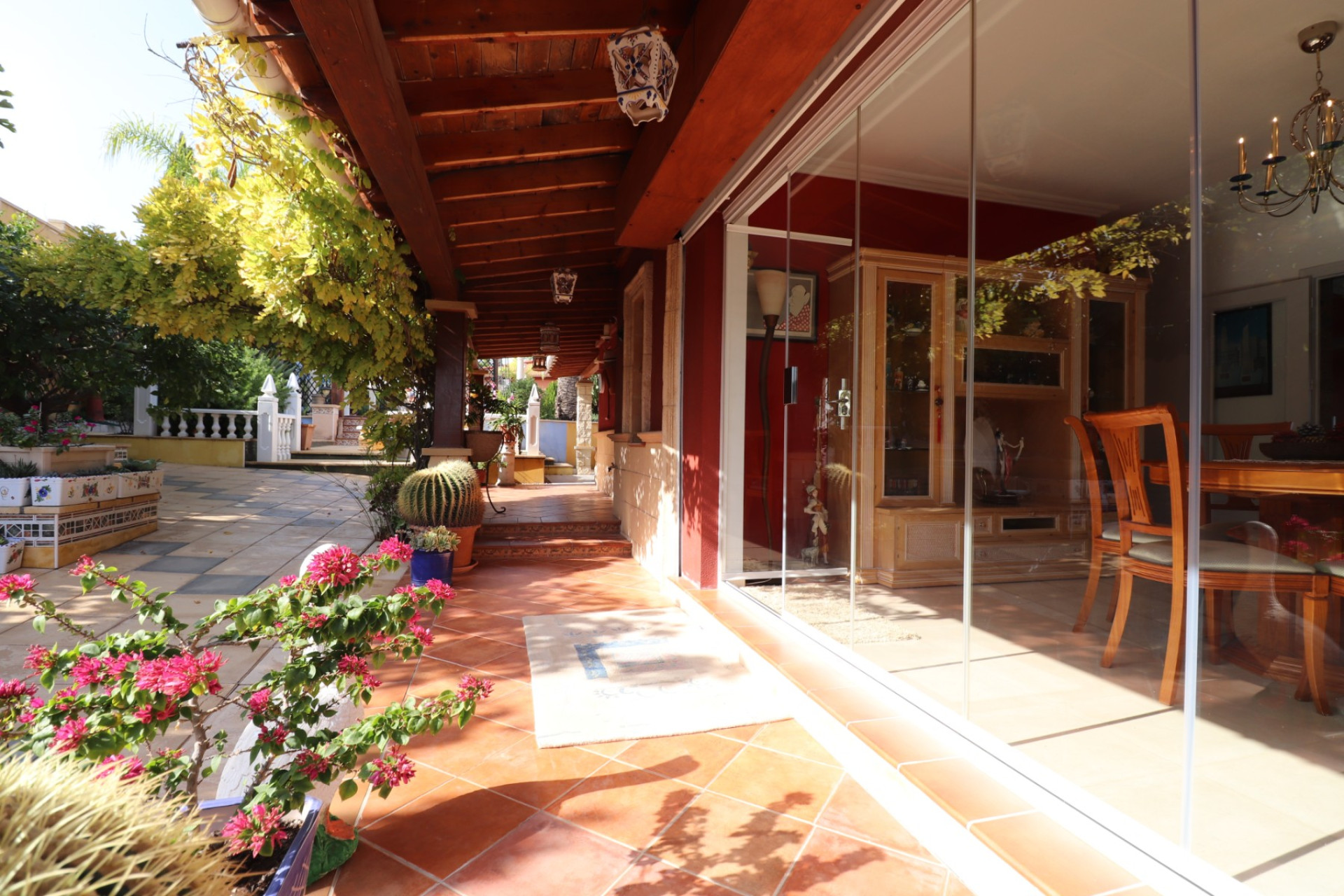 Herverkoop - Villa -
Algorfa