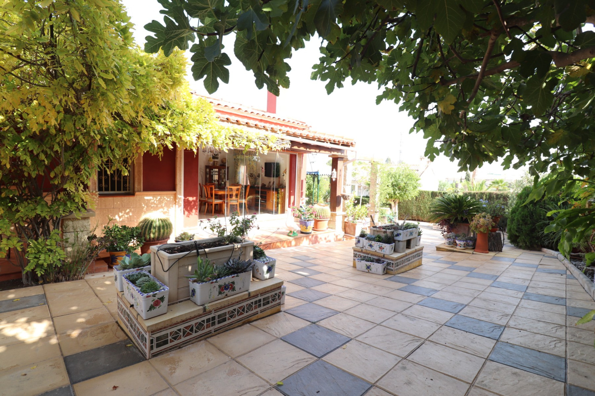 Herverkoop - Villa -
Algorfa