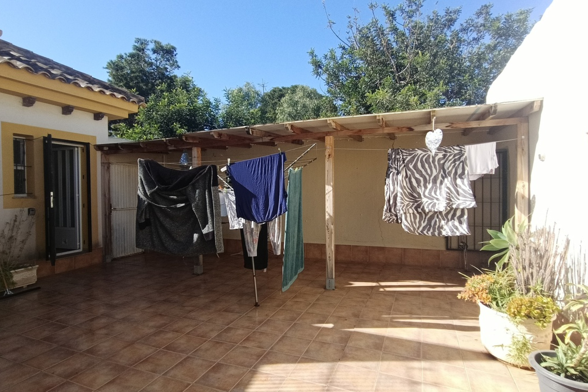 Herverkoop - Villa -
Avileses - Inland