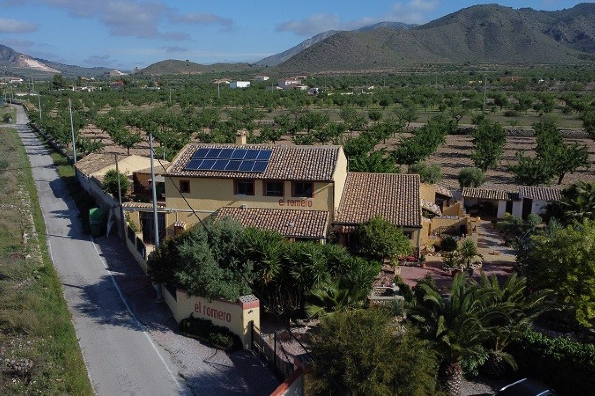 Herverkoop - Villa -
BARBARROJA - Barbarroja