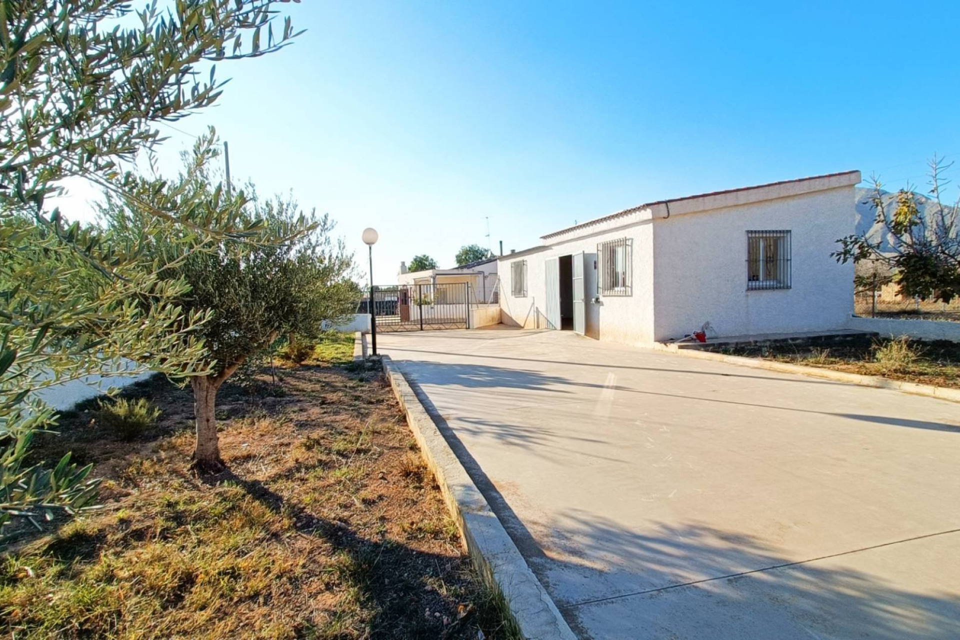 Herverkoop - Villa -
BARBARROJA - Barbarroja