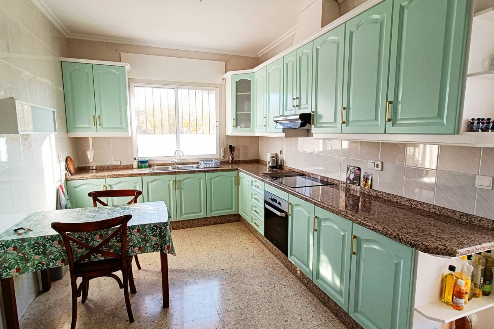 Herverkoop - Villa -
BARBARROJA - Barbarroja
