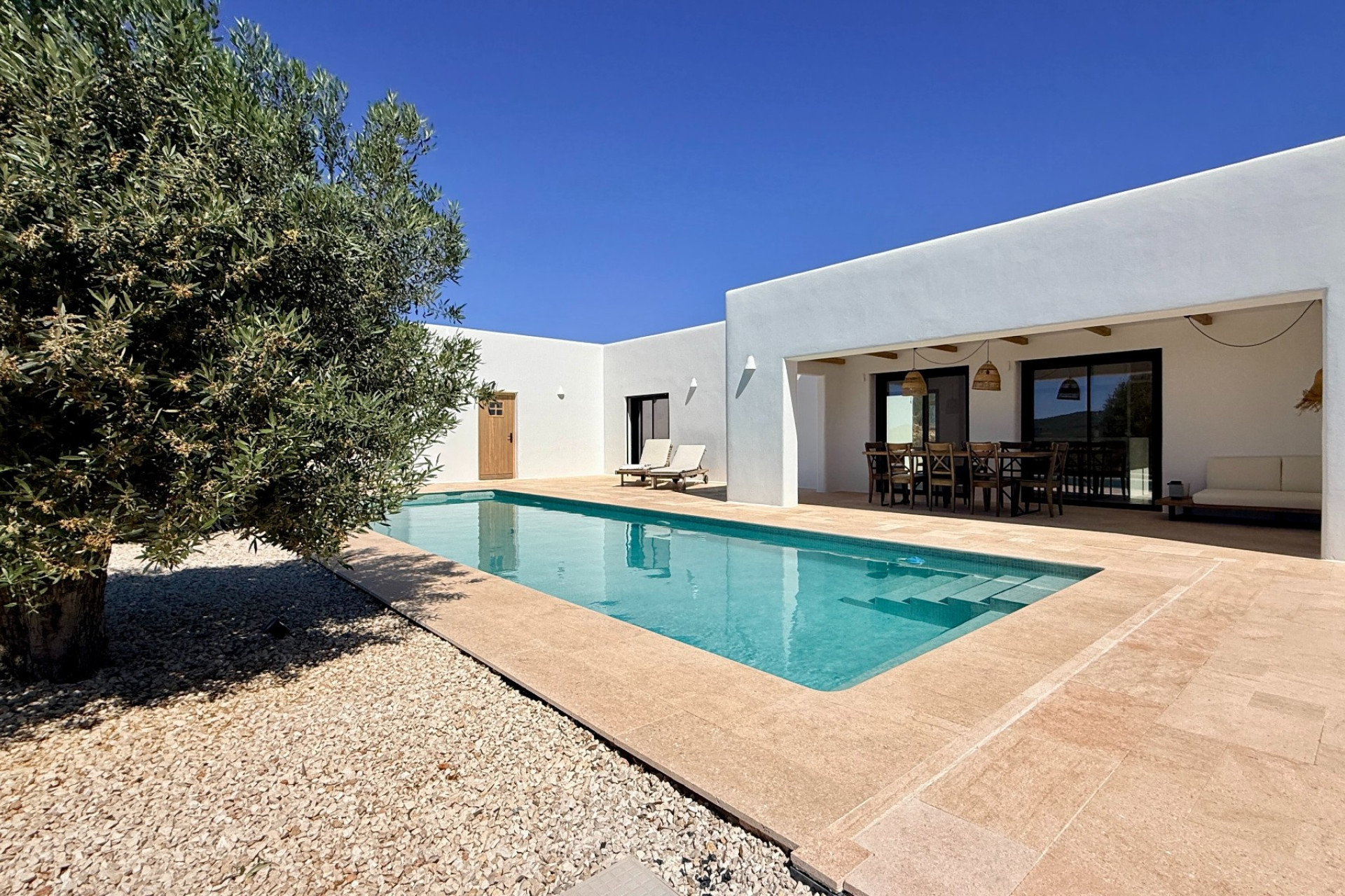 Herverkoop - Villa -
BARBARROJA - Barbarroja