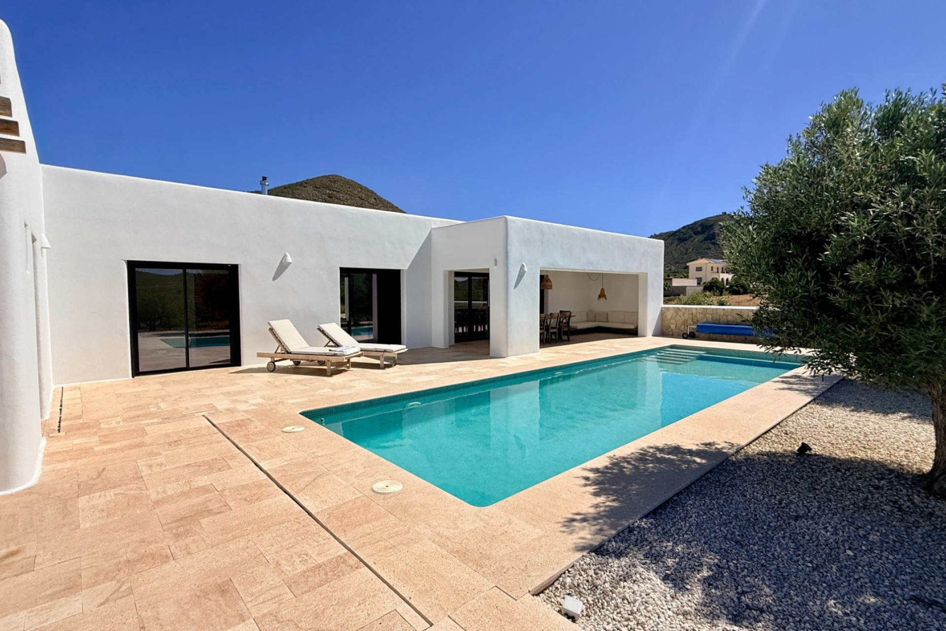 Herverkoop - Villa -
BARBARROJA - Barbarroja