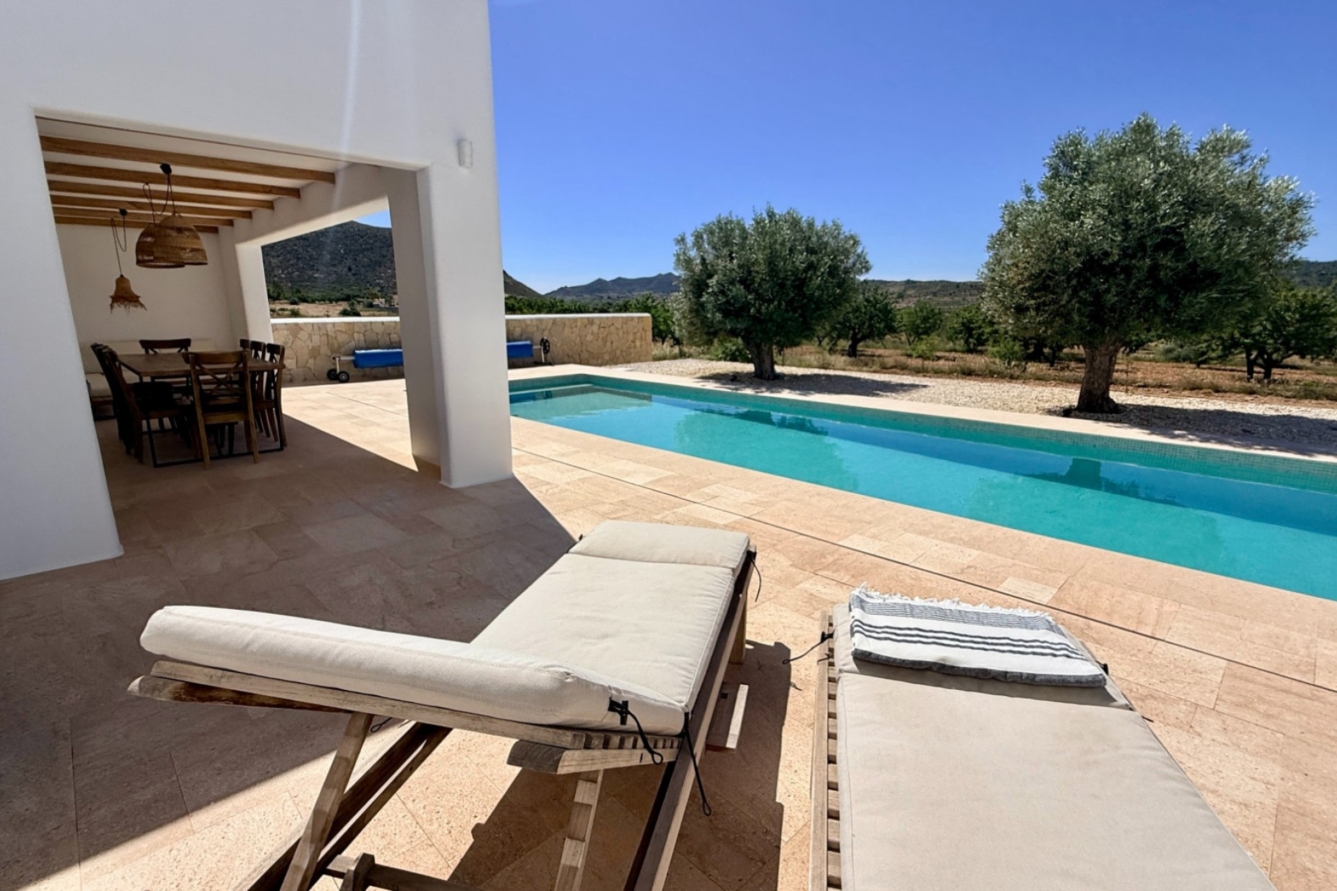 Herverkoop - Villa -
BARBARROJA - Barbarroja