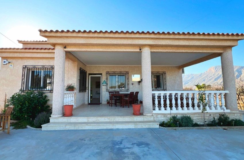 Herverkoop - Villa -
BARBARROJA