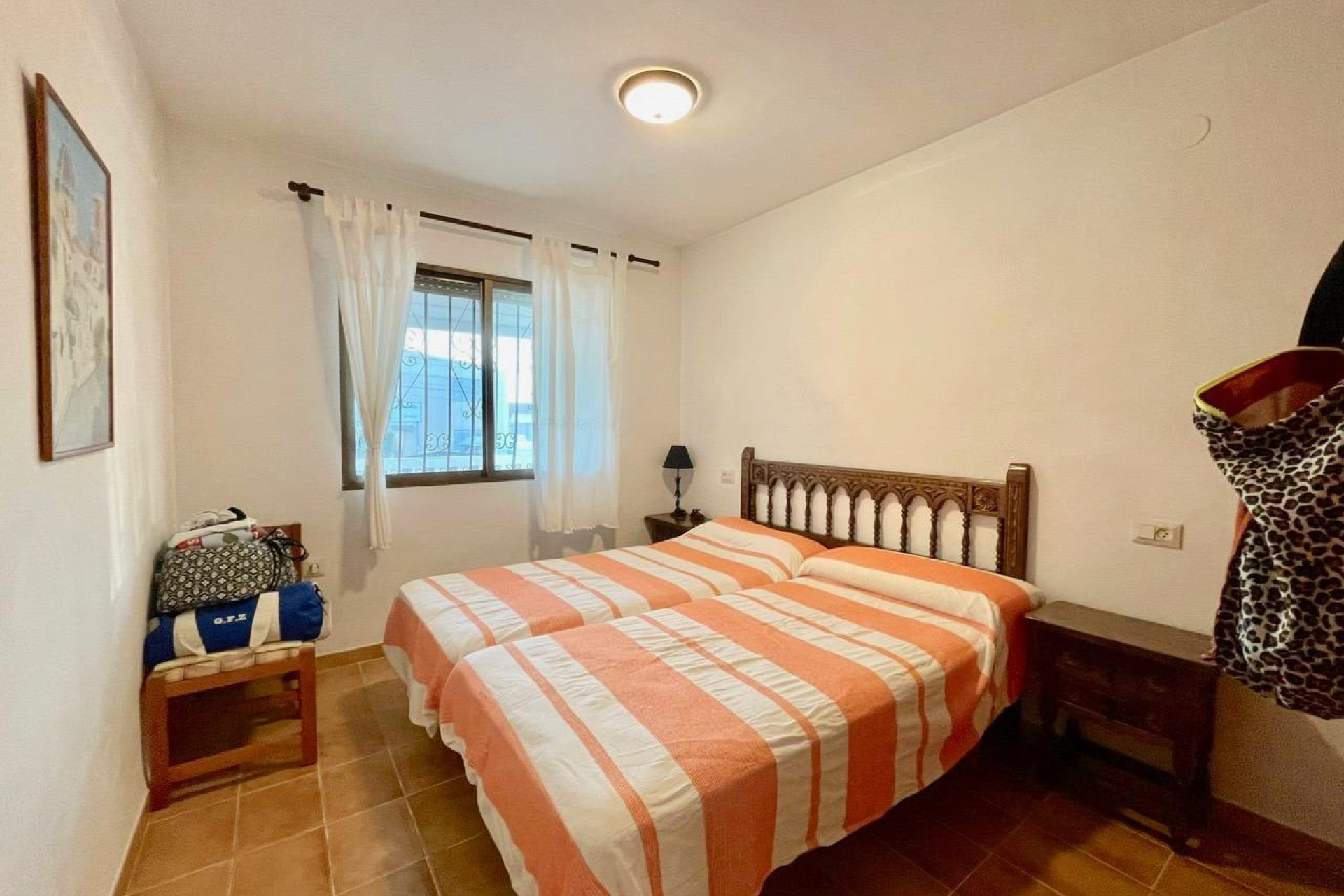 Herverkoop - Villa -
Benidorm - Urbanizaciones