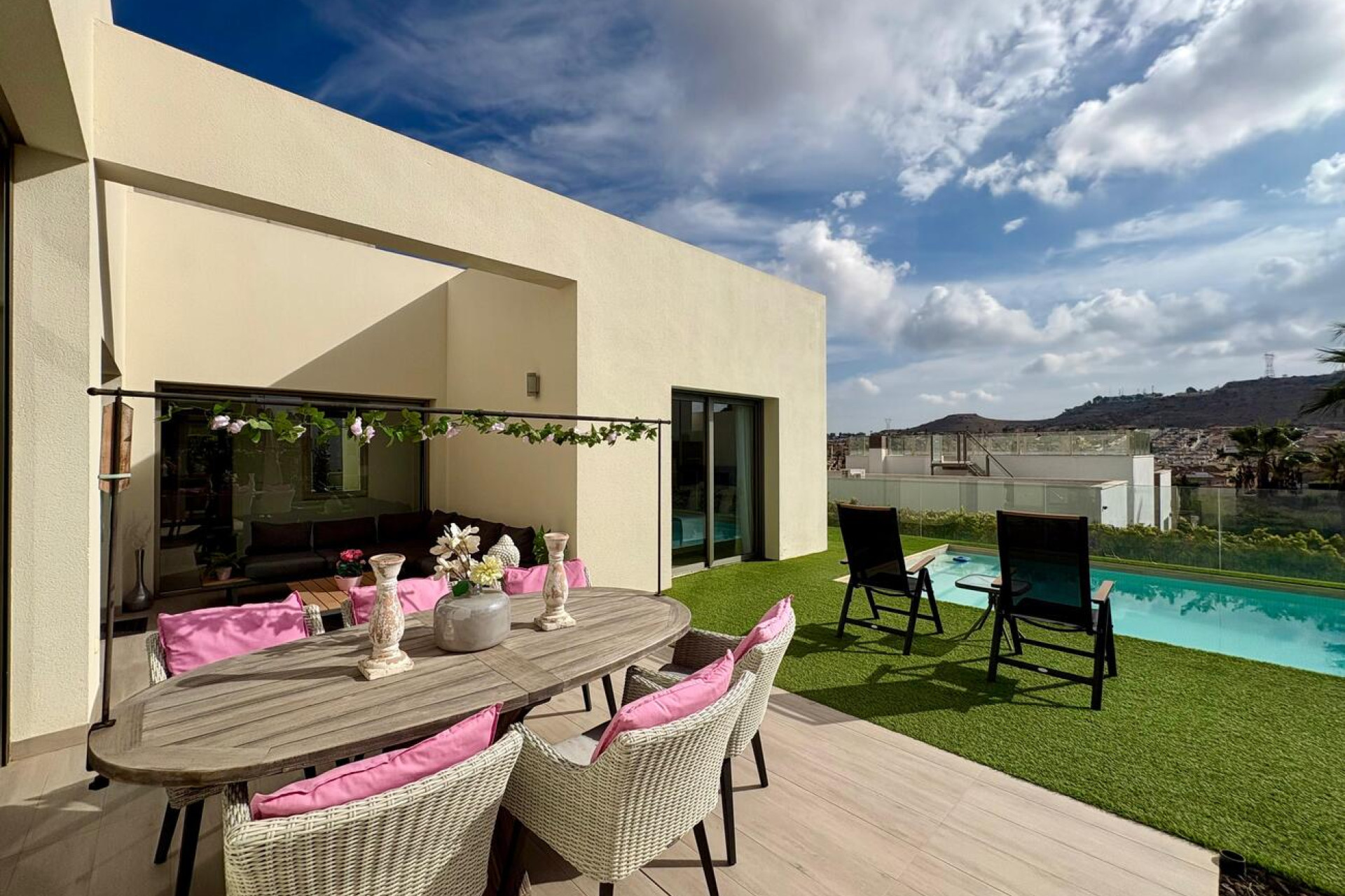 Herverkoop - Villa -
Benijofar - Costa Blanca