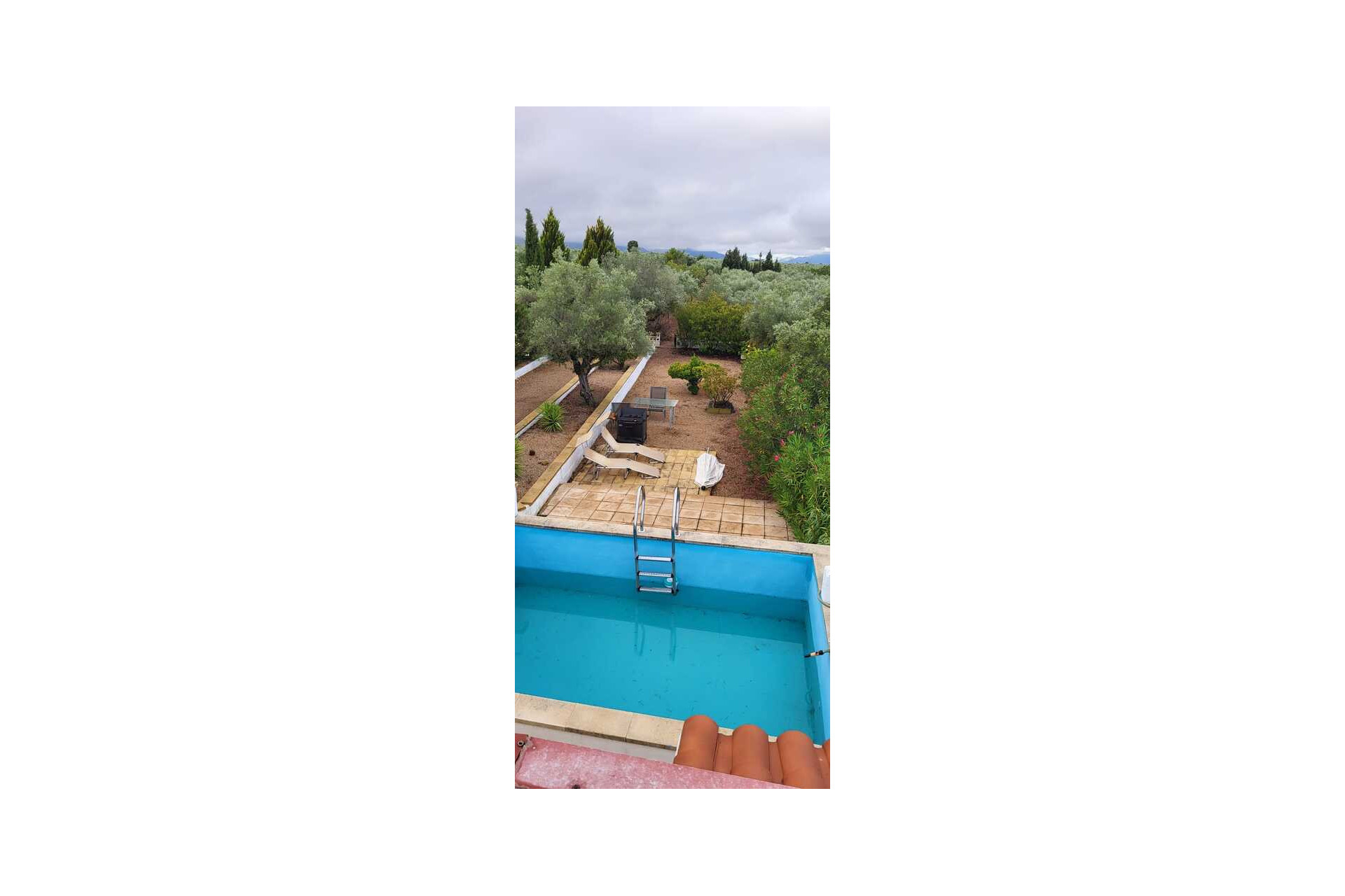 Herverkoop - Villa -
Biar - Costa Blanca